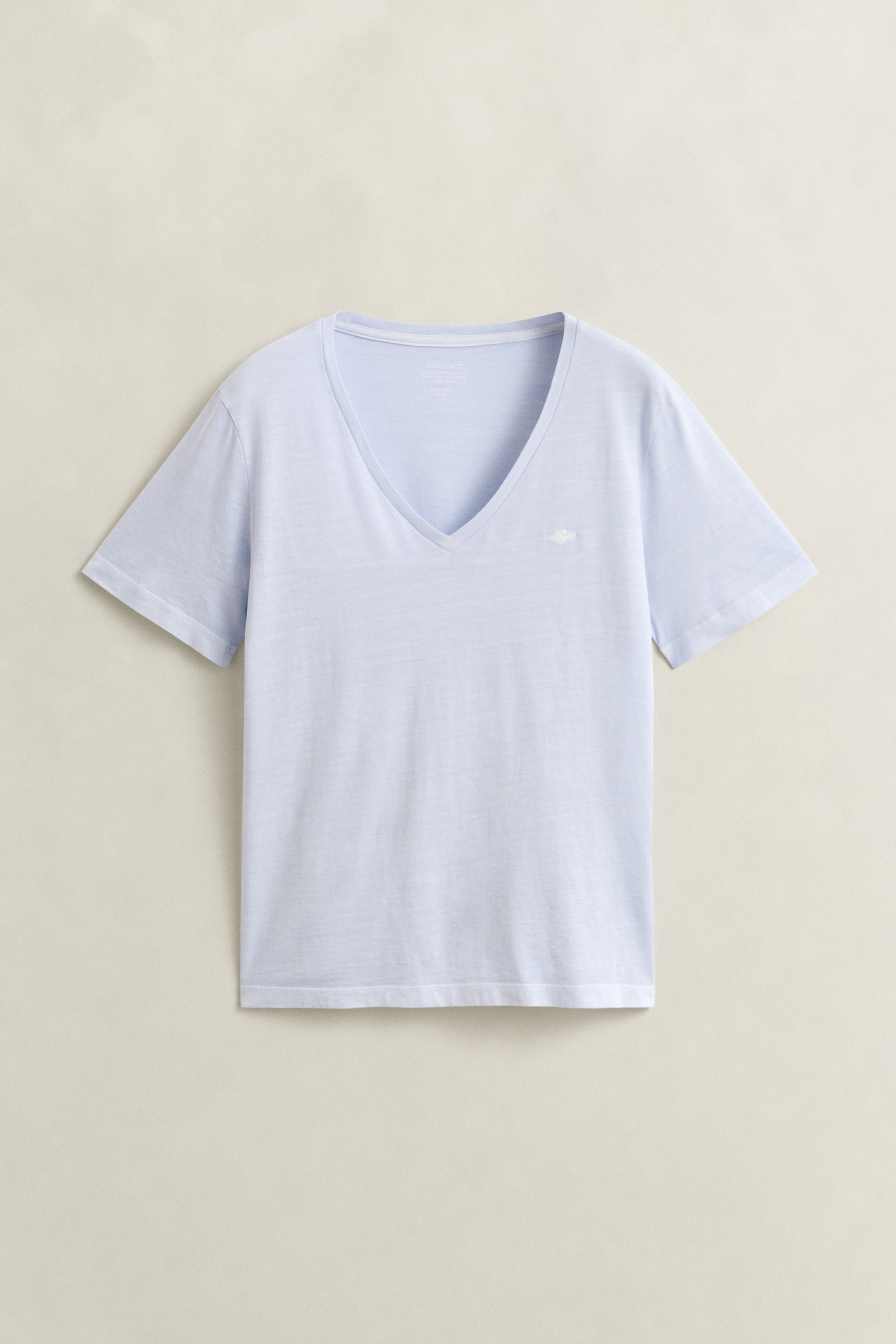 Gant T-Shirt »REGULAR WASHED SHIELD V-NECK« Regular fit mit V-Ausschnitt