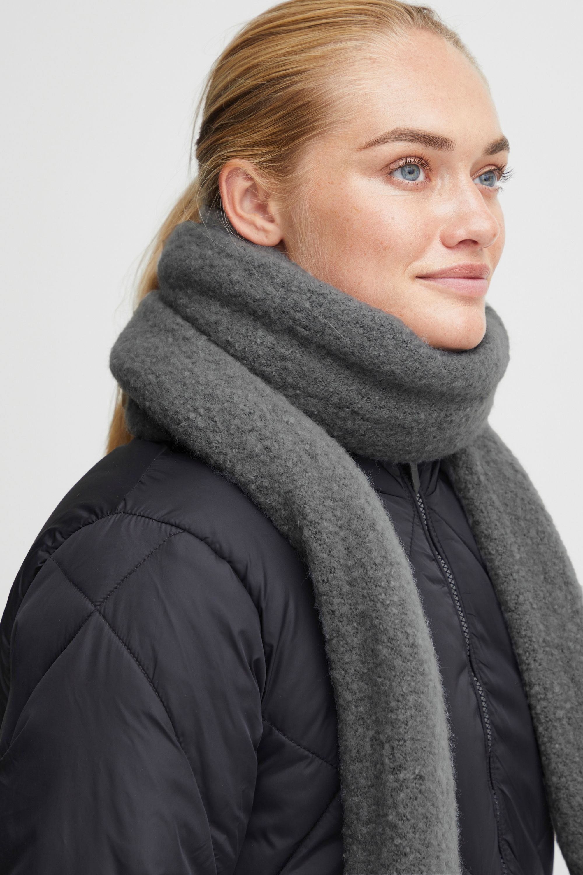 OXMO Strickschal »Strickschal OXVianna«