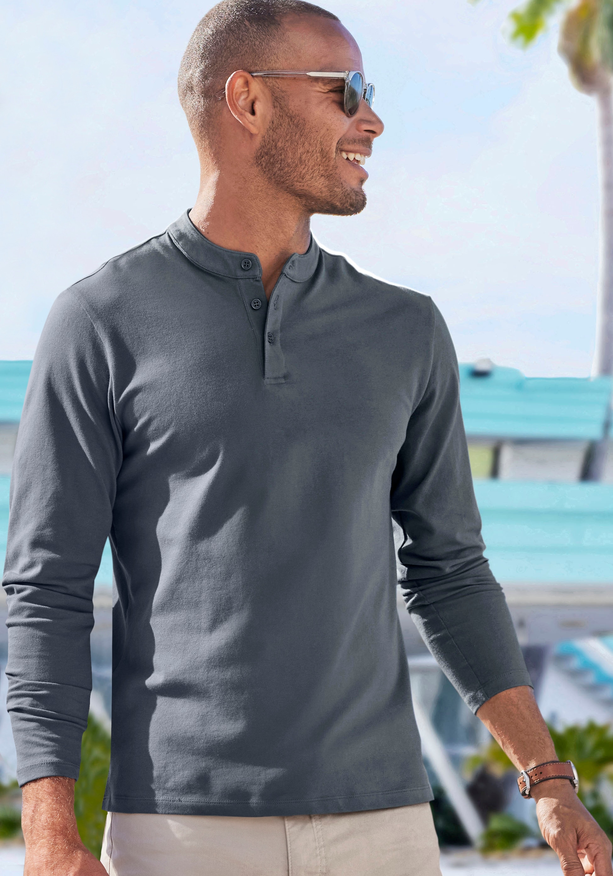 Poloshirt »mit Stehkragen«, Regular-Fit, aus Baumwoll-Piqué