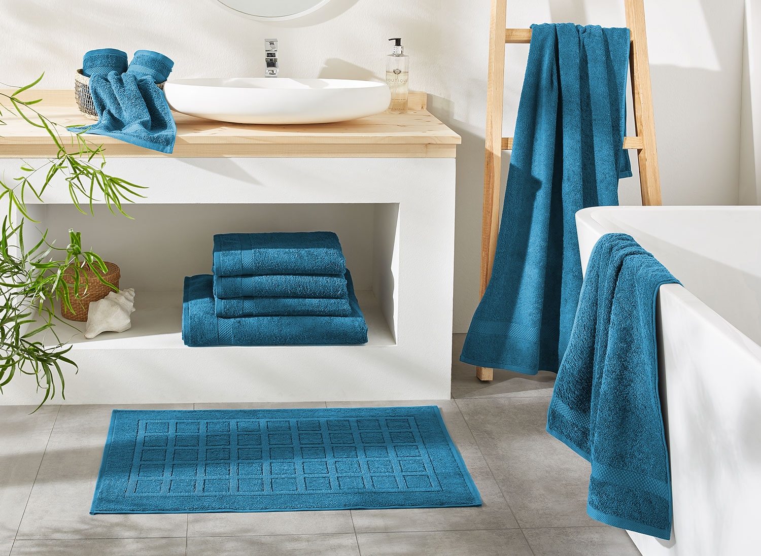 Dyckhoff Handtuch Set »Planet«, Set, 10 tlg., Frottier, Umfangreiches Badezimmer Komplett-Set inklusive Badvorleger
