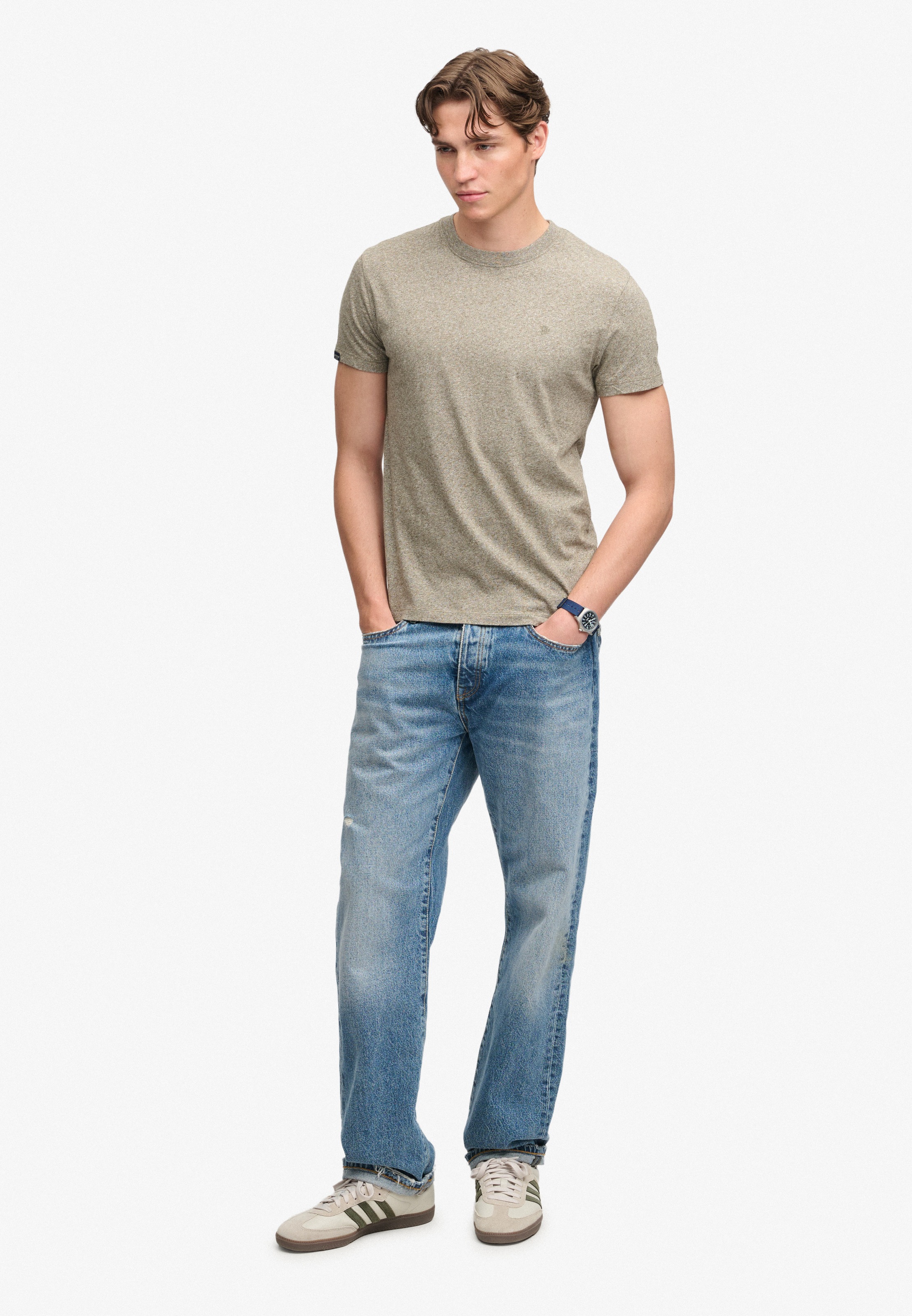Superdry Rundhalsshirt »ESSENTIAL SDCO LOGO EMB TEE« Baumwolle, regular fit
