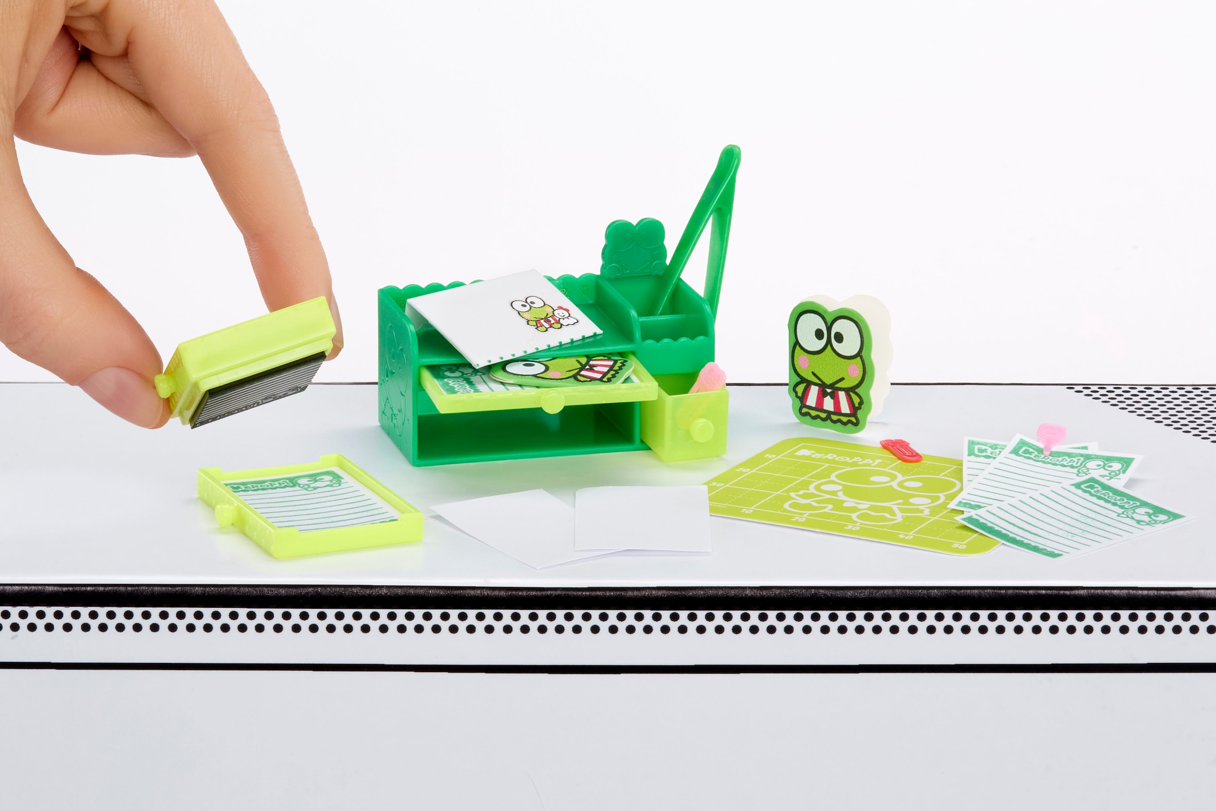 MGA ENTERTAINMENT Kreativset »MGA's Miniverse - Make It Mini SANRIO Series 3«