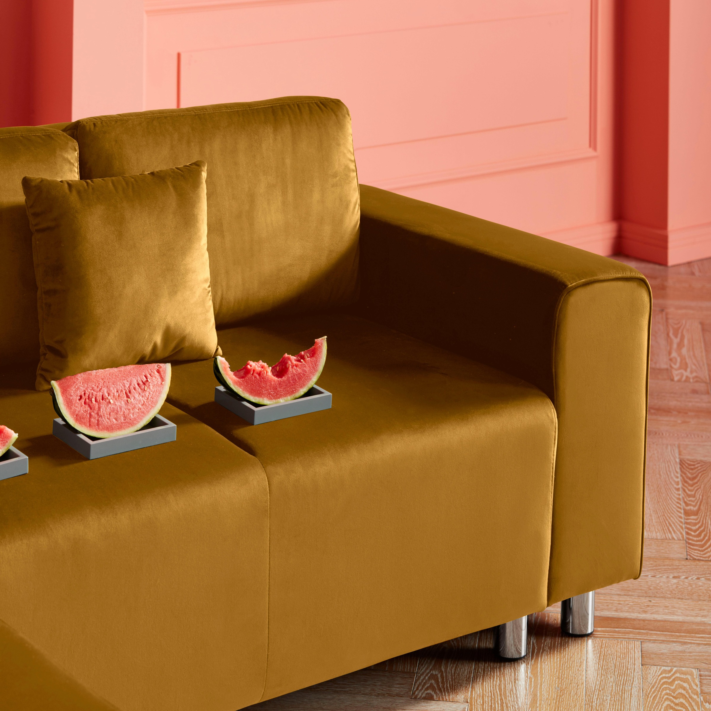 Guido Maria Kretschmer Home&Living Ecksofa »Györ«, L-Form, wahlweise mit Bettfunktion und Bettkasten incl. 2 Zierkissen