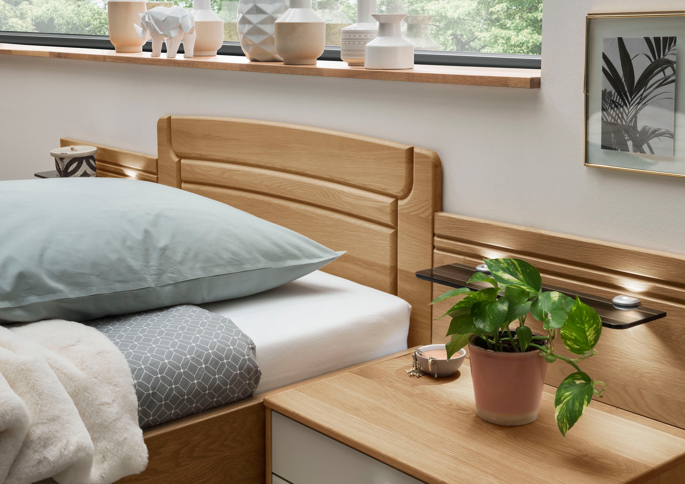 WIEMANN Holzbett »Kiruna, Bettgestell, Bettrahmen, teilmassiv Eiche«, (4-fache Liegehöhenverstellung, MADE IN GERMANY), Kopf- und Fußteil aus Massivholz, verschiedene Größen, in Komforthöhe