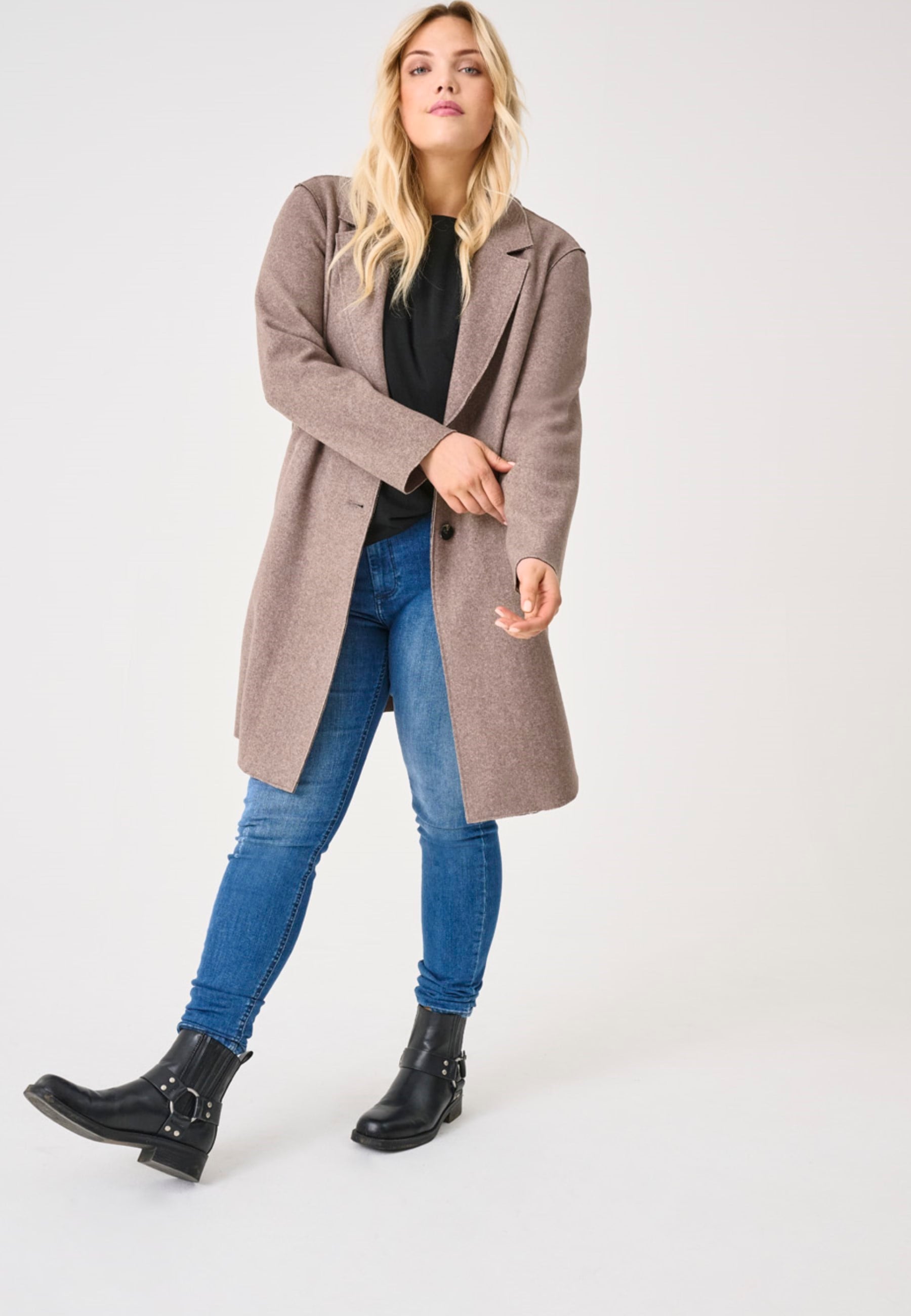 ONLY CARMAKOMA Kurzmantel »CARNEW CARRIE BONDED COAT CC OTW«