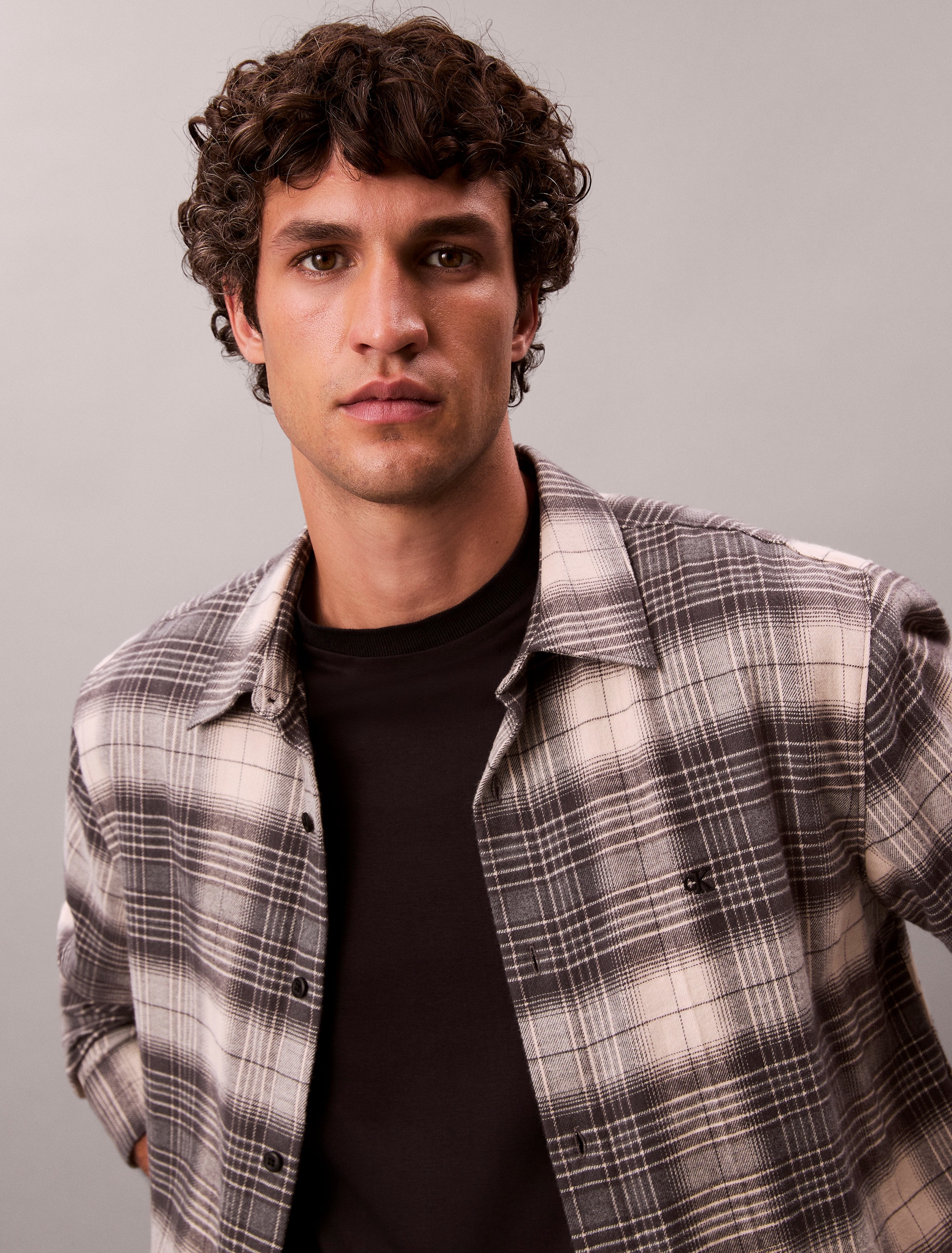 Calvin Klein Jeans Langarmhemd »LS BRUSHED PLAID EASY SHIRT« Mit Rundhalsausschnitt, regular fit