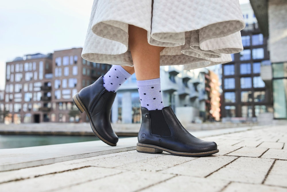 Rieker Chelseaboots, Stiefelette, Boots, Blockabsatz, mit elastischem Einsatz