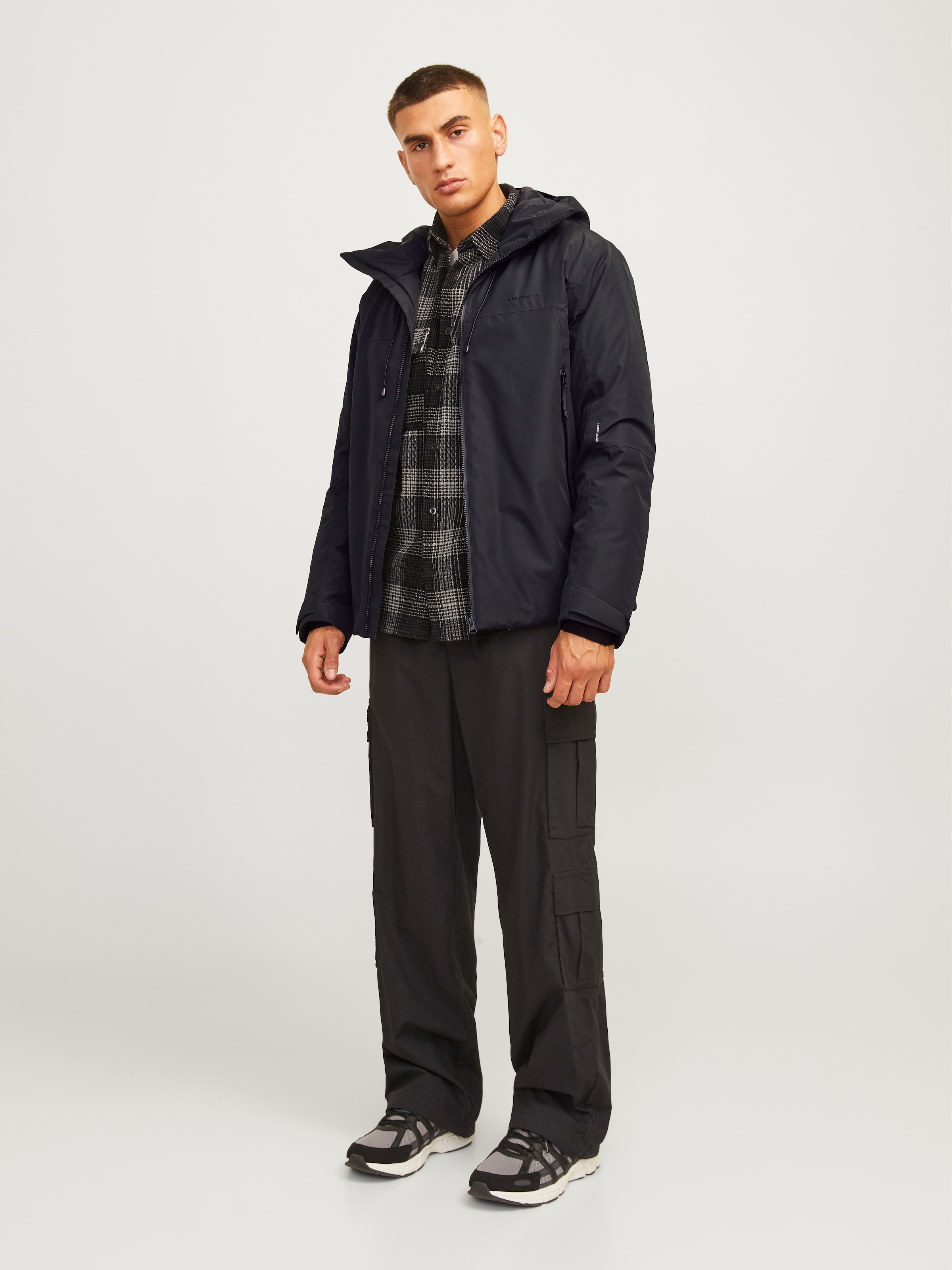 Jack & Jones Outdoorjacke »JCOSUMMIT PADDED SHELL JACKET SN«, mit Kapuze