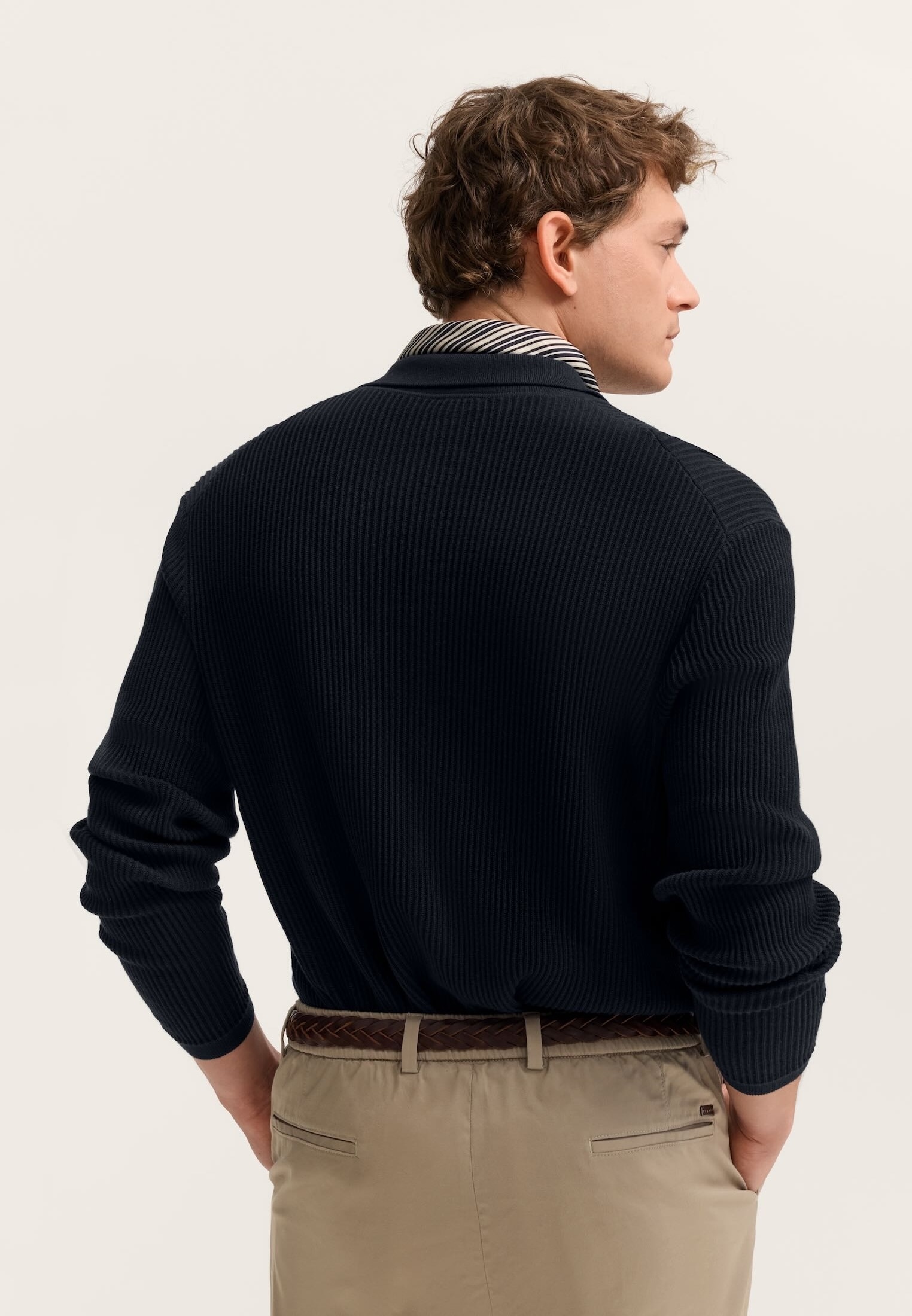 bugatti Strickjacke »Regular Fit« geknöpft mit Polokragen