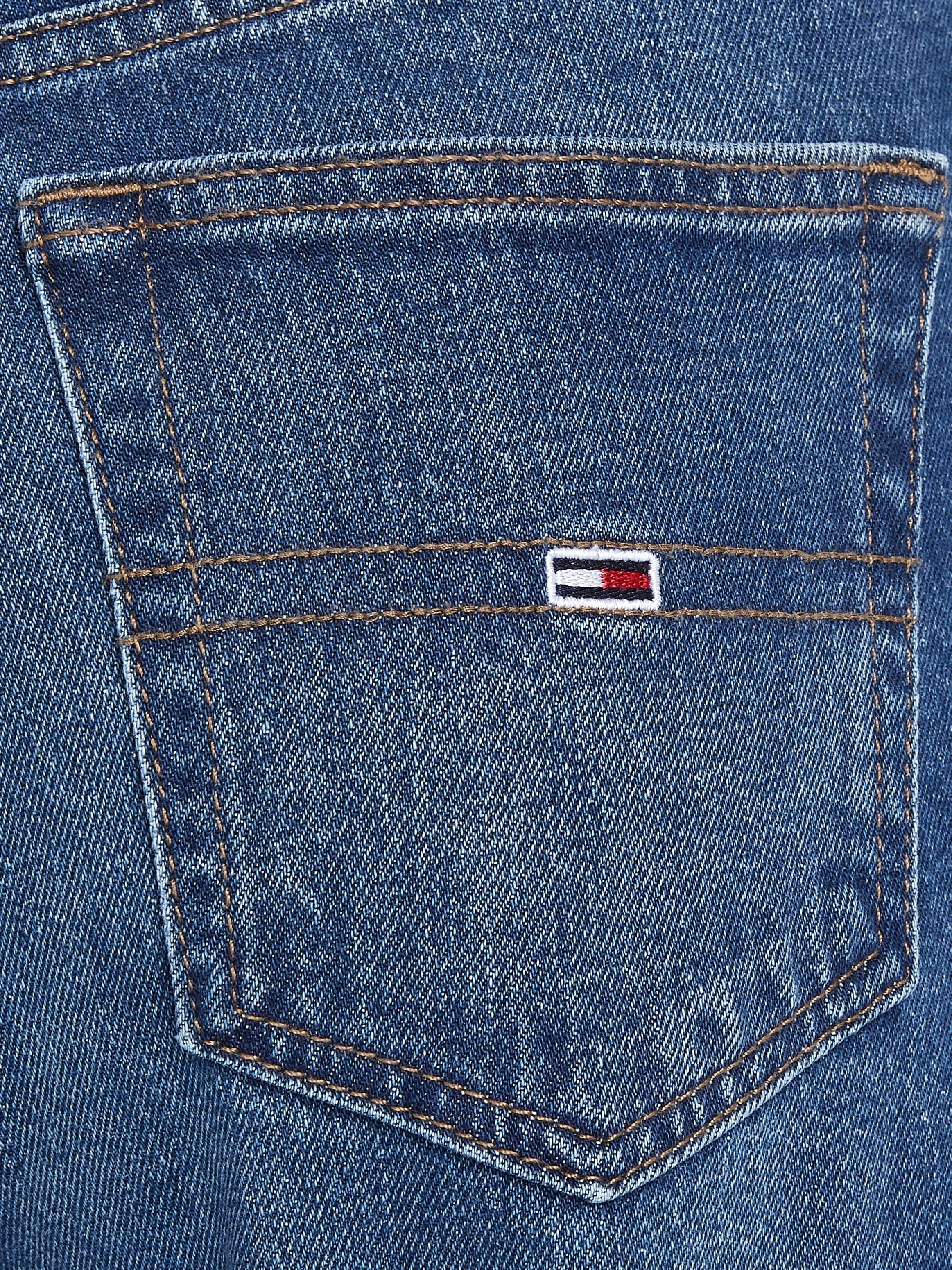 Tommy Jeans Loose-fit-Jeans »Betsy Mid Rise«, mit Logo-Badge