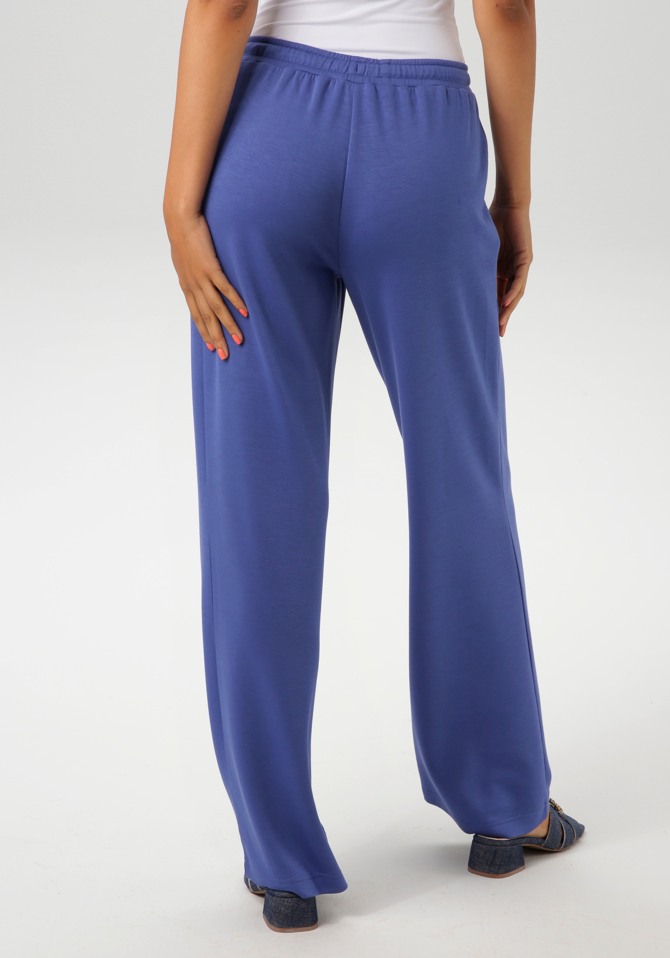 Aniston CASUAL Jogginghose, aus super weicher, elastischer Jersey-Qualität - NEUE KOLLEKTION