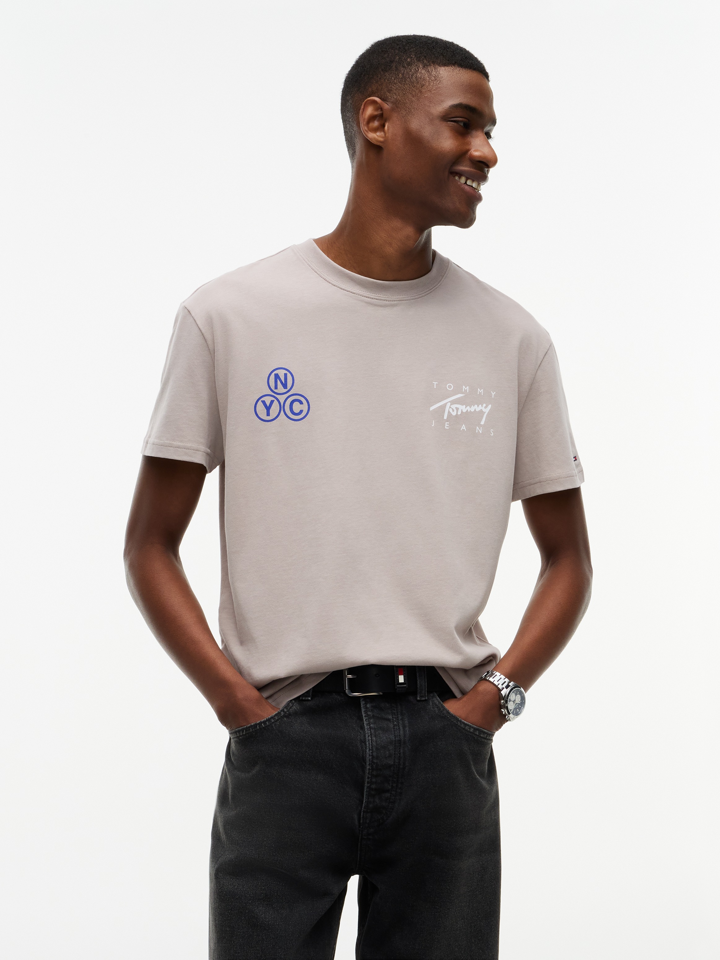 Tommy Jeans T-Shirt »REGULAR SIGNATURE PLAY TEE« Regular fit mit Print