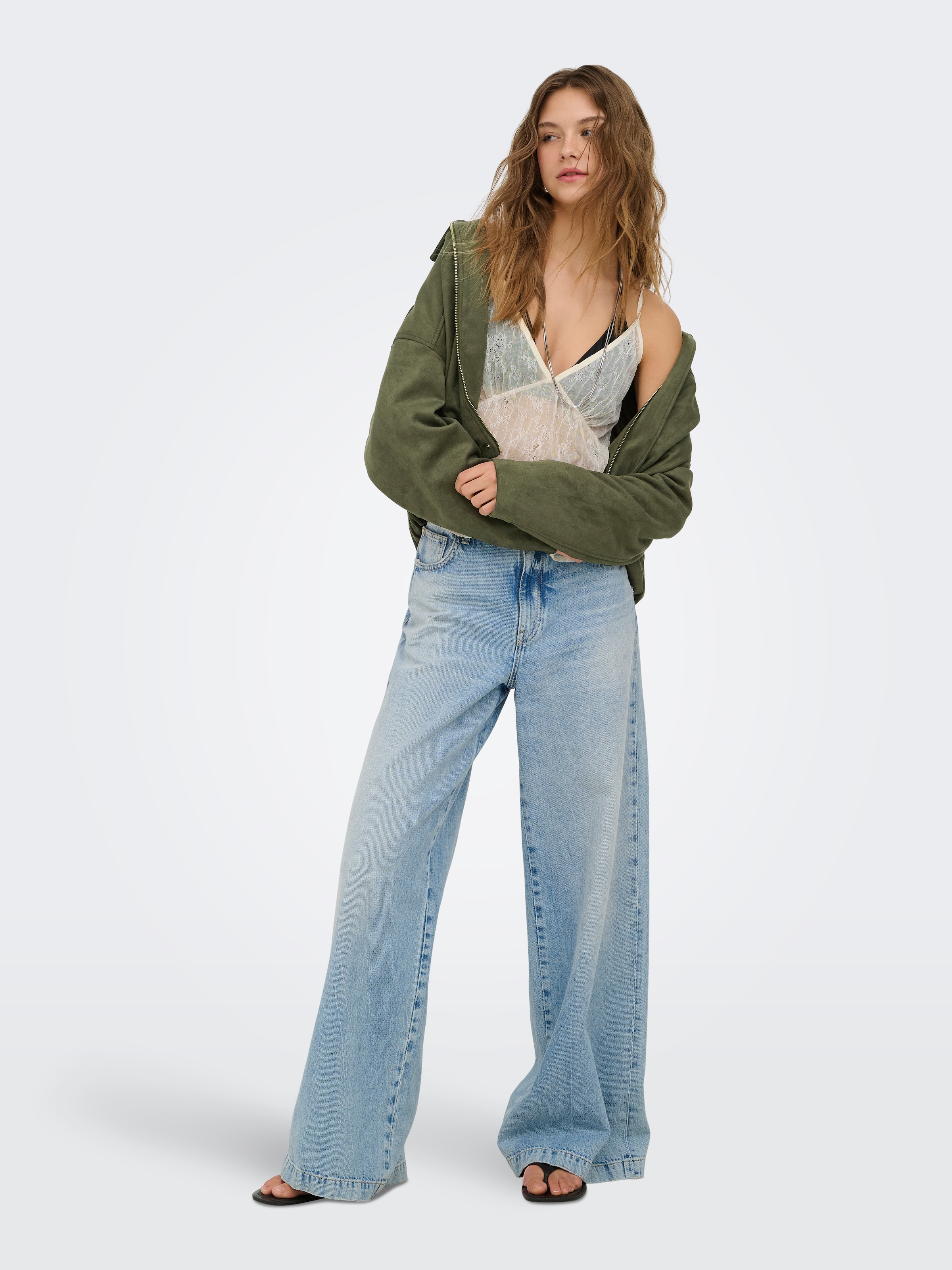 ONLY Blouson »ONLMOON-STINA FAUX SUEDE BOMBER PNT NOOS« Materialmix, Wildlederimitat