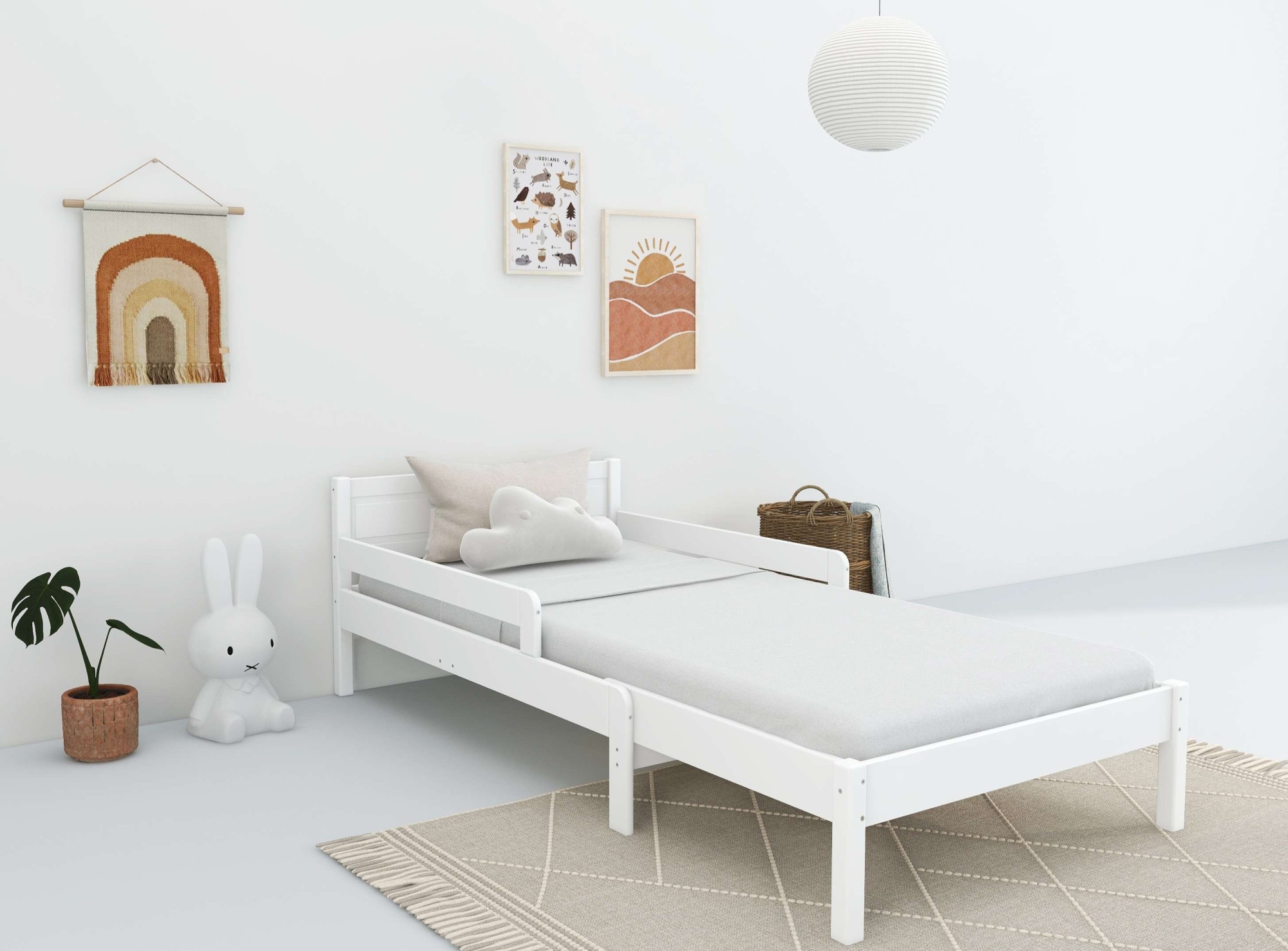 OTTO home Kinderbett »Hero, Massivholzbett, ausziehbar von 140 bis 200 cm, FSC®« 90cm Breite, 140-200cm Liegefläche,  massive Kiefer, mit Lattenrost, zeitlose Optik,  Rausfallschutz