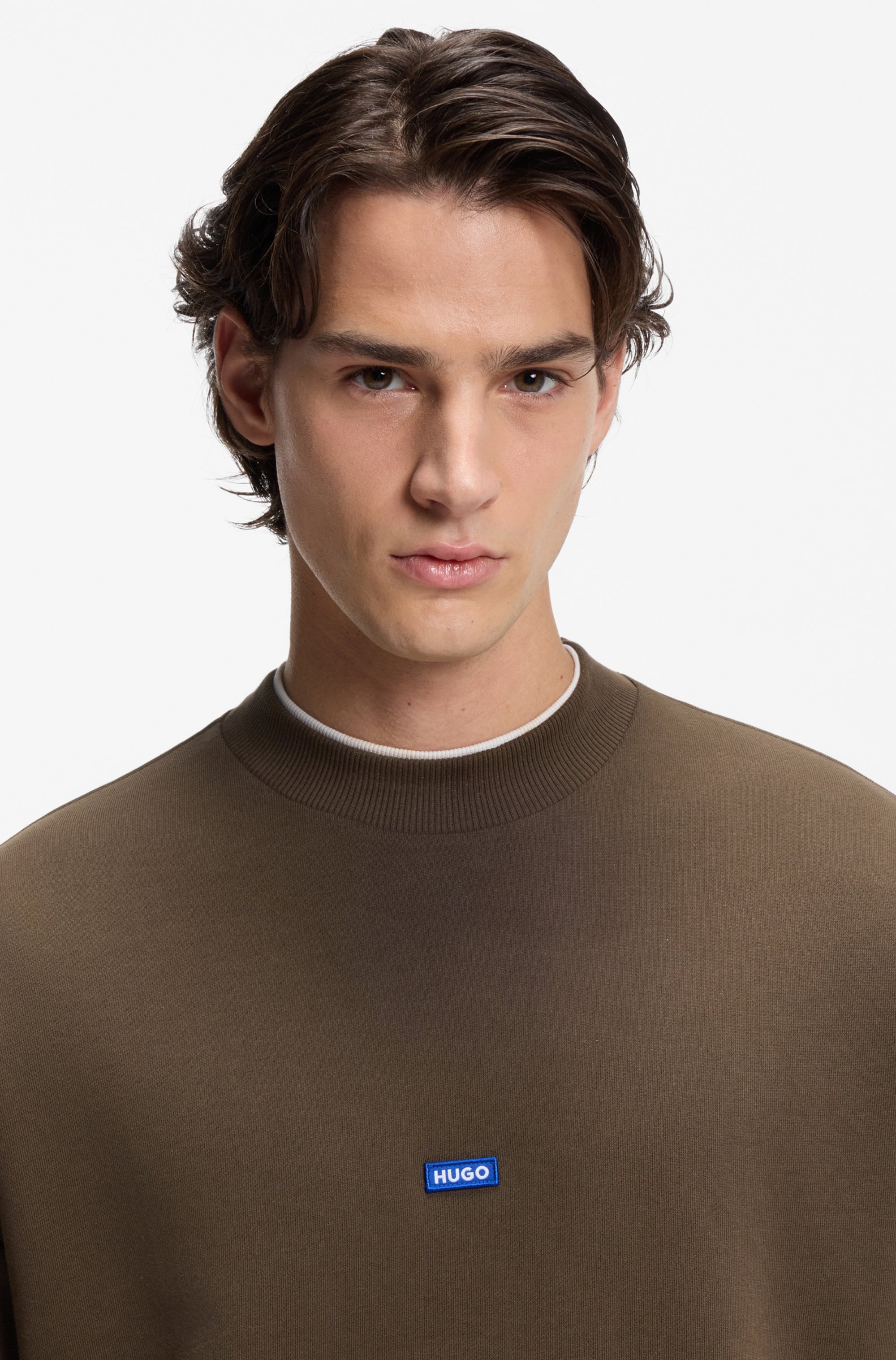 HUGO Blue Sweatshirt »Nedro«, Rundhalsausschnitt, Regular Fit,  Logo-Patch
