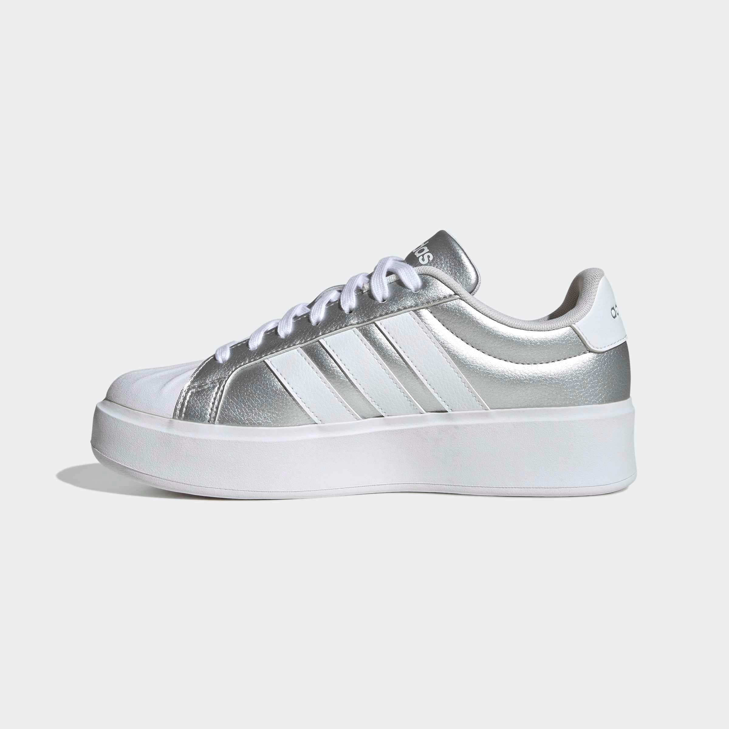 adidas Sportswear Plateausneaker »STREETTALK BOLD«  inspiriert vom Design des adidas Superstar