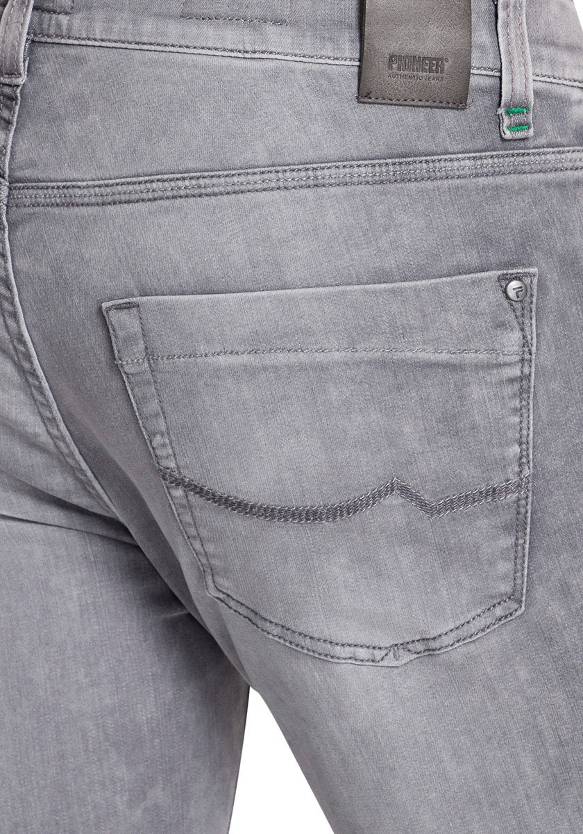 Pioneer Authentic Jeans Straight-Jeans »Eric«, Megaflex