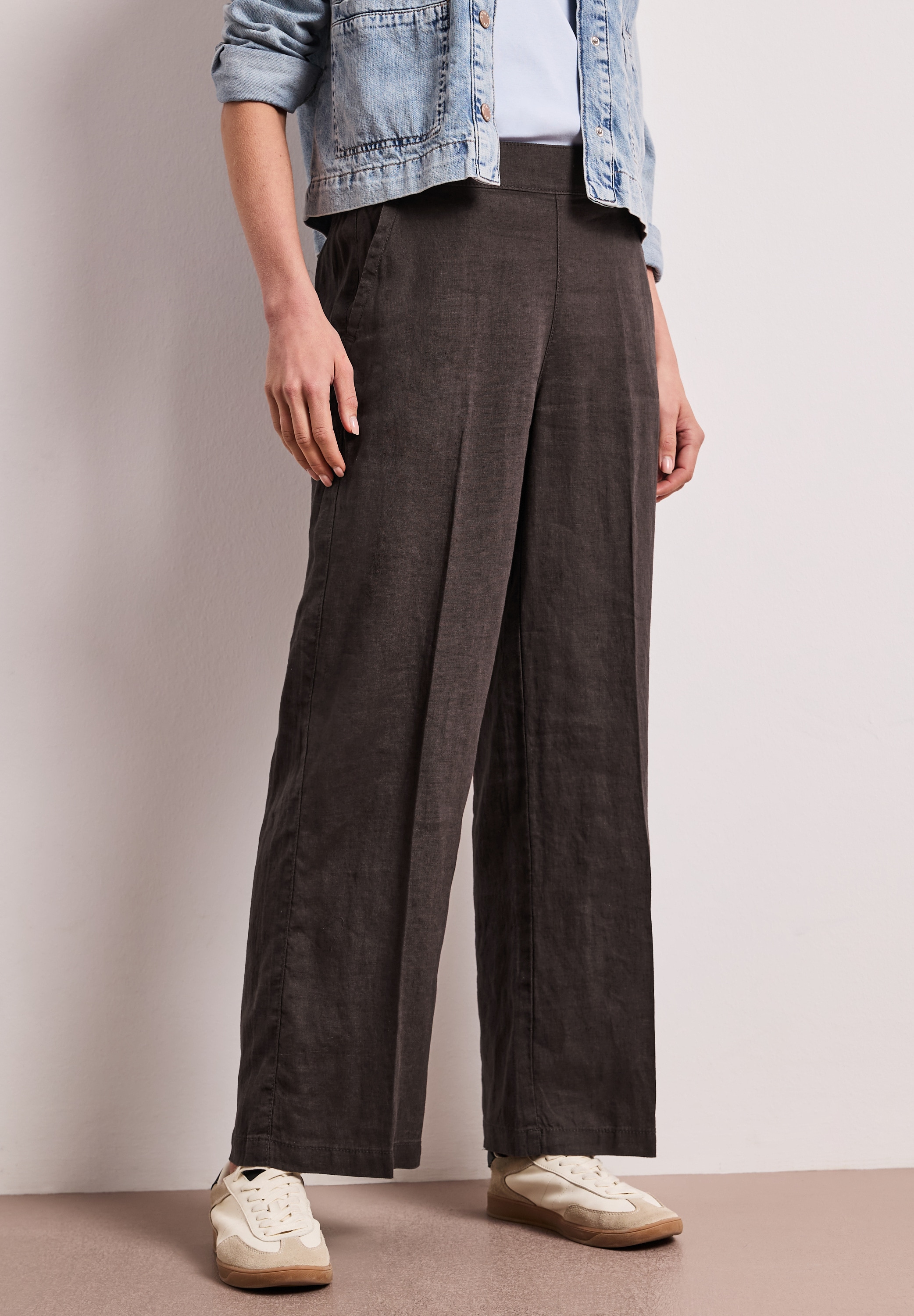 STREET ONE Stoffhose  im Loose Fit und aus Leinen