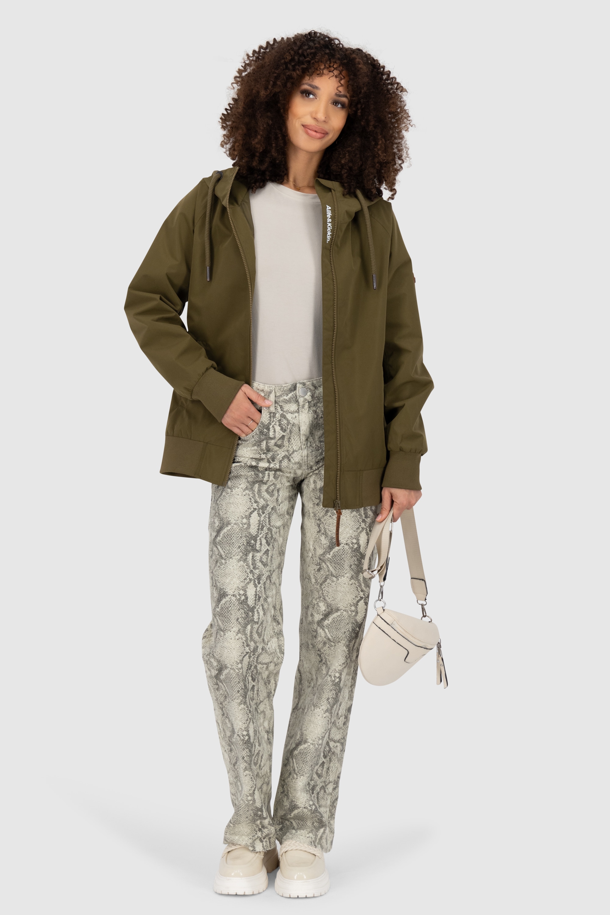 Alife & Kickin Outdoorjacke »RenitaAKA« mit Kapuze mit Kapuze in bequemen Fit