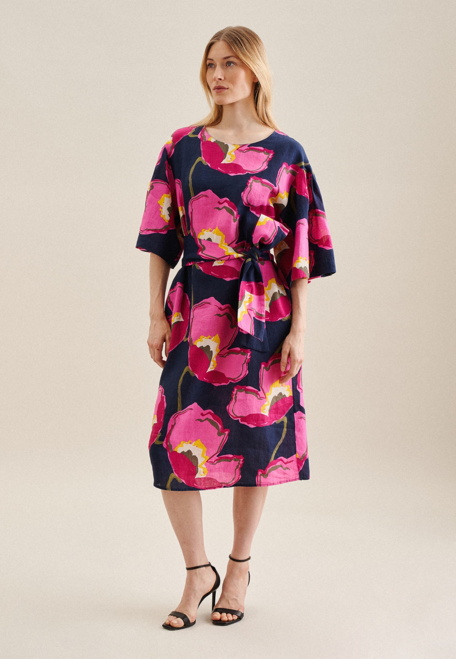 seidensticker Sommerkleid »Schwarze Rose«, Kurzarm Rundhals Floral