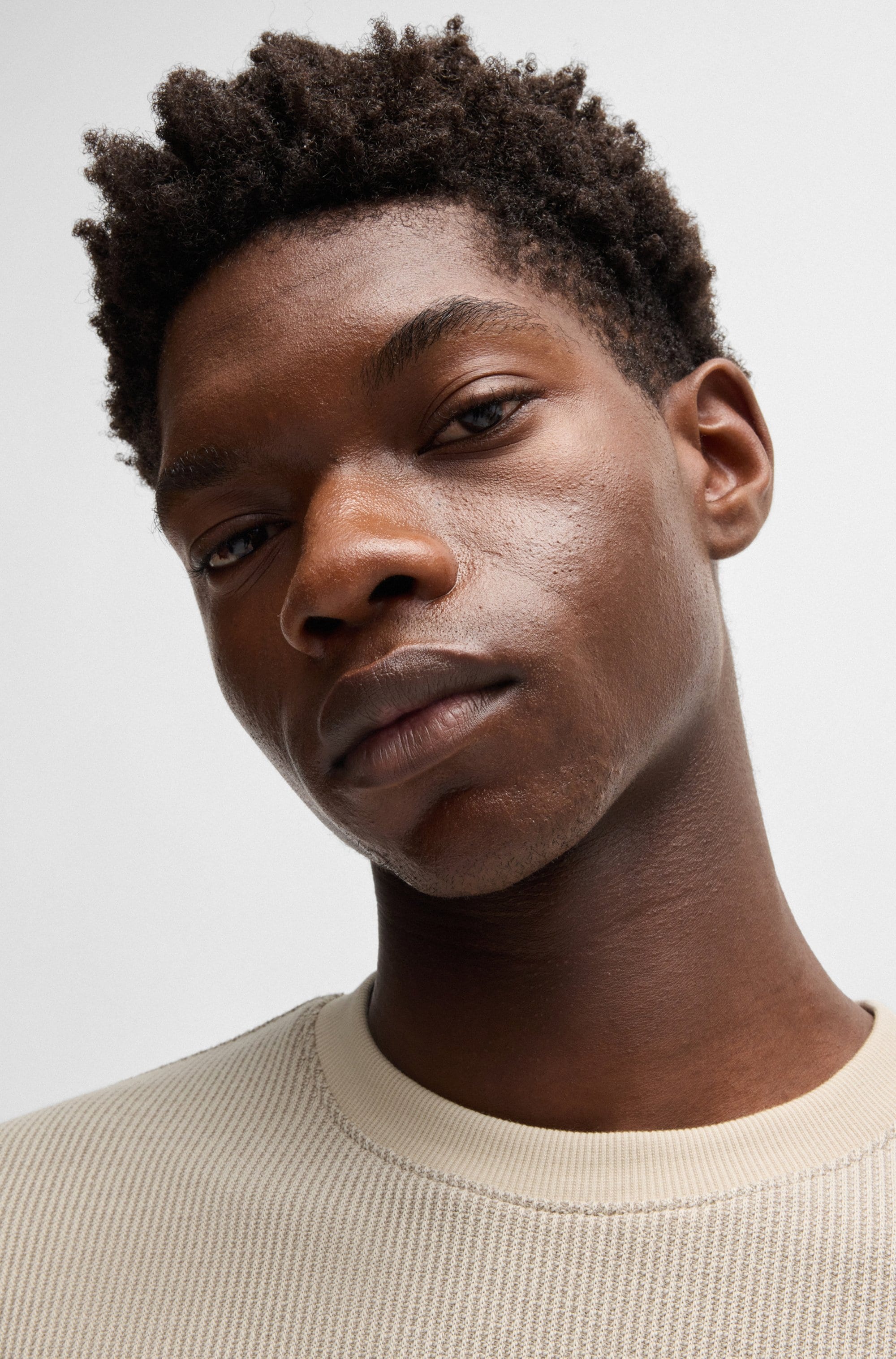 HUGO Blue T-Shirt »Nuwaffle« Rundhalsausschnitt, Regular Fit, dezentes Waffelmuster