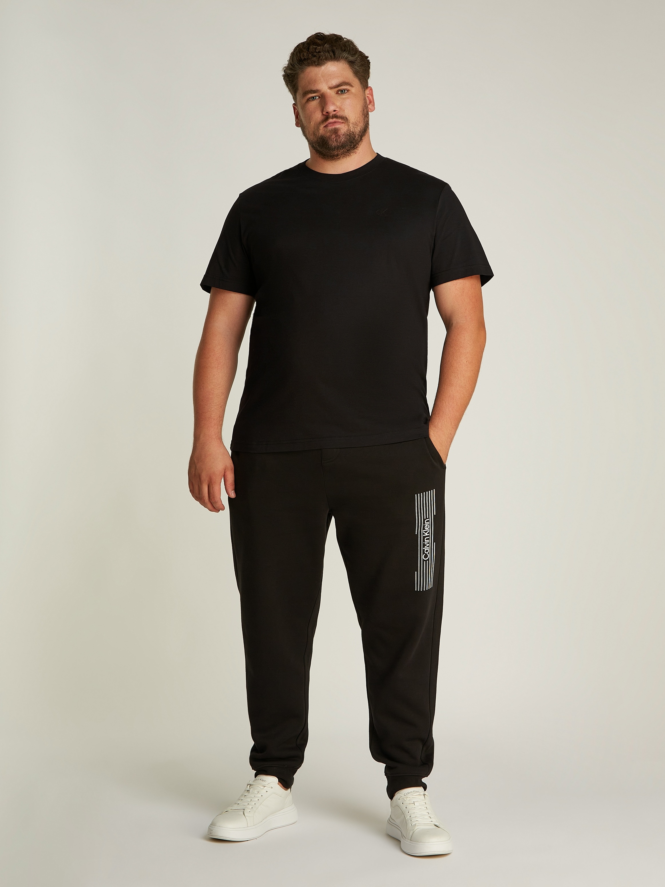 Calvin Klein Jeans Plus T-Shirt »Plus Textured Monologo Tee«, in Großen Größen mit Rückendruck