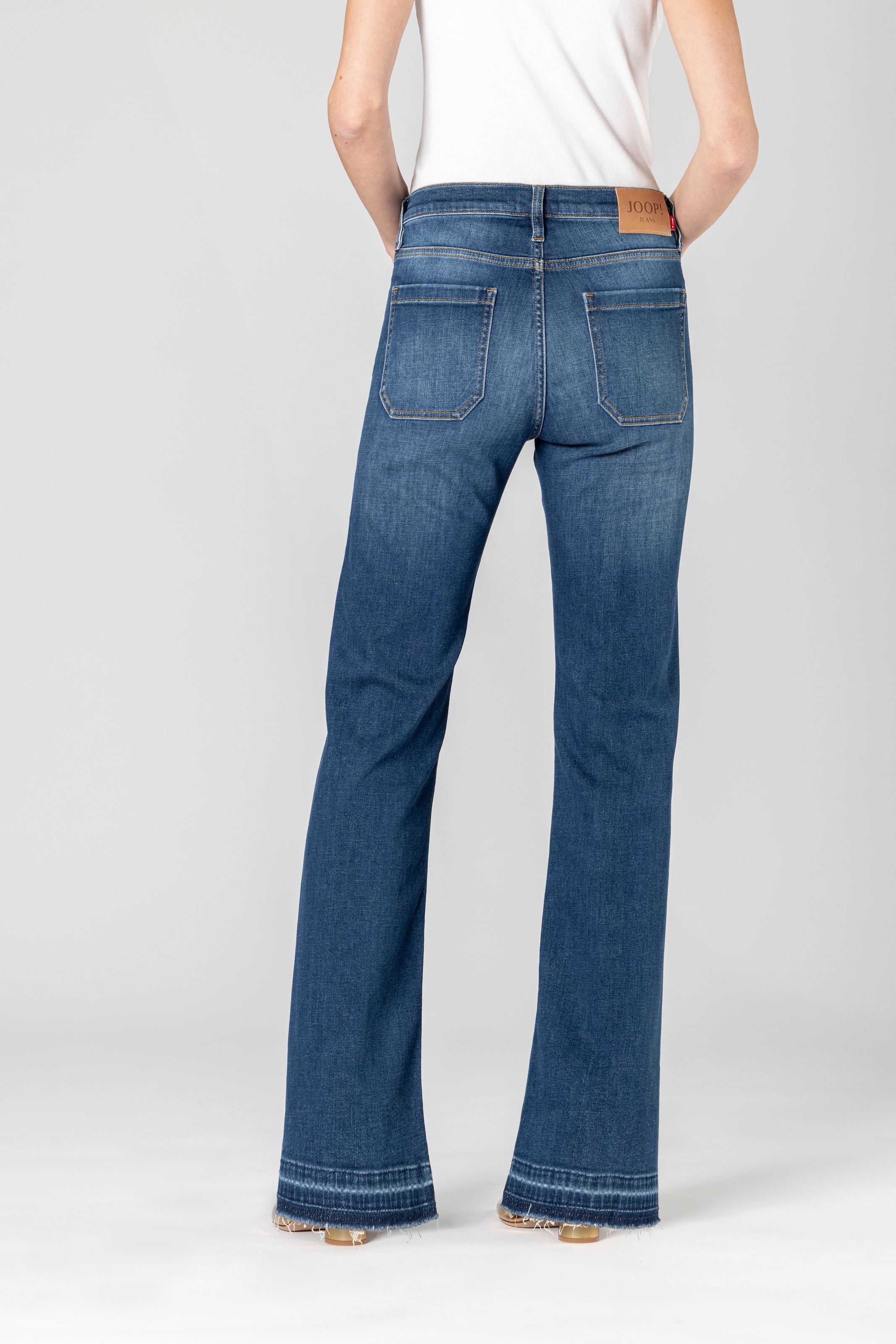 Joop Jeans Bootcut-Jeans »Ella-OH«, mit zwei aufgesetzten Taschen