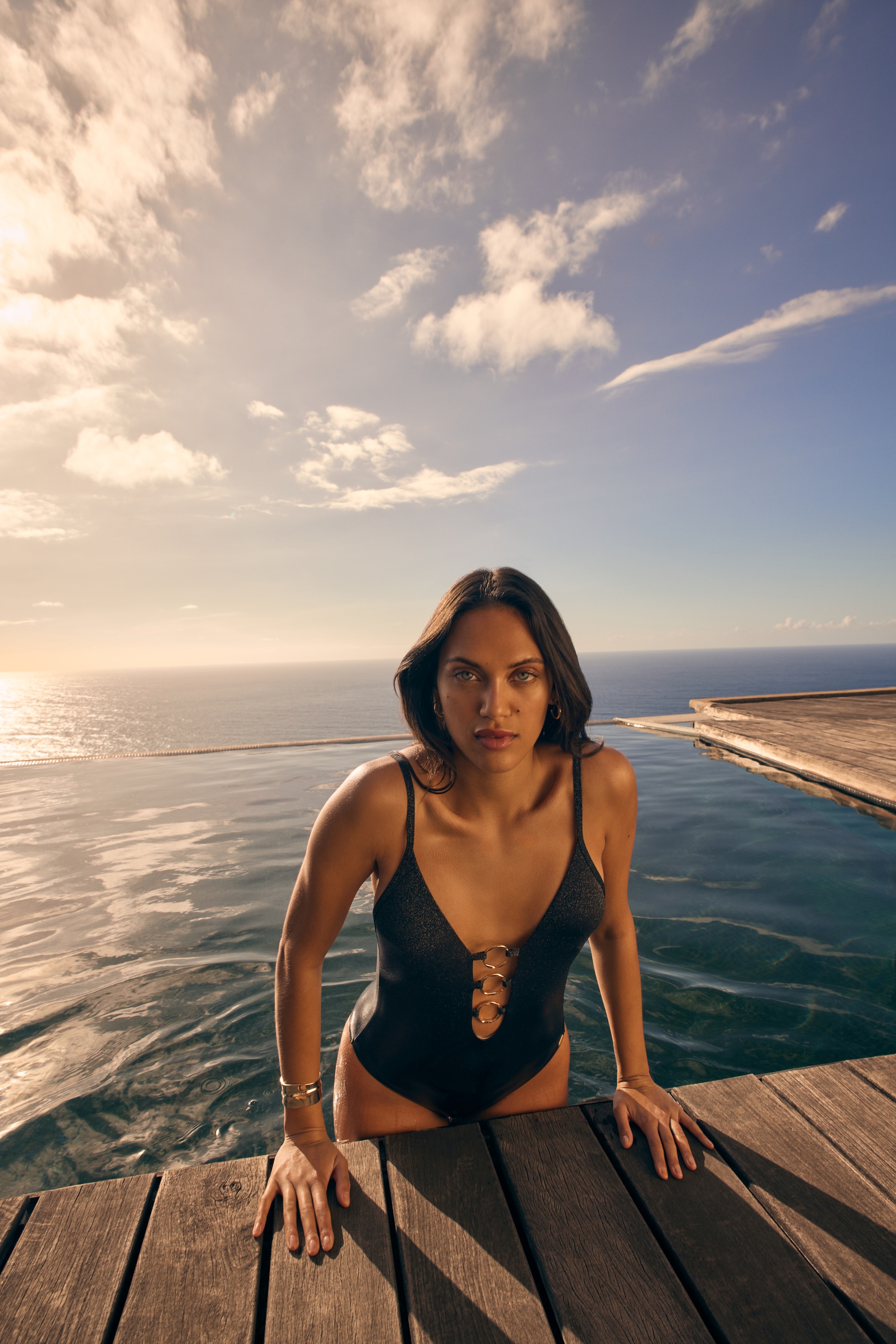 Triumph Badeanzug »Summer Sunset O 02« weicher Lurex