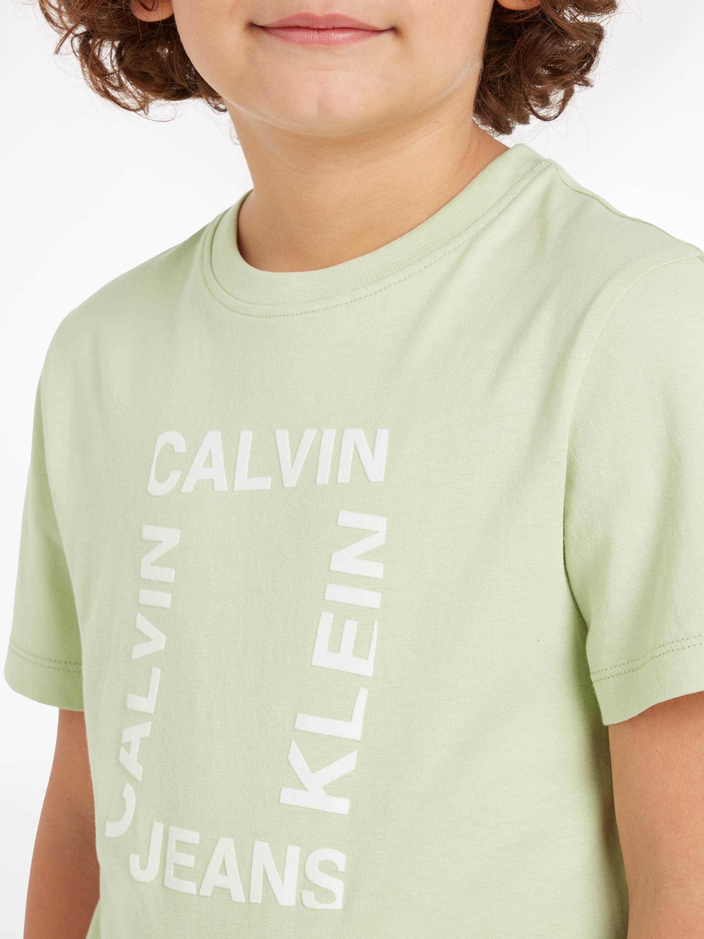 Calvin Klein Jeans T-Shirt »MAXI HERO FLOCK LOGO T-SHIRT«, für Kinder bis 16 Jahre