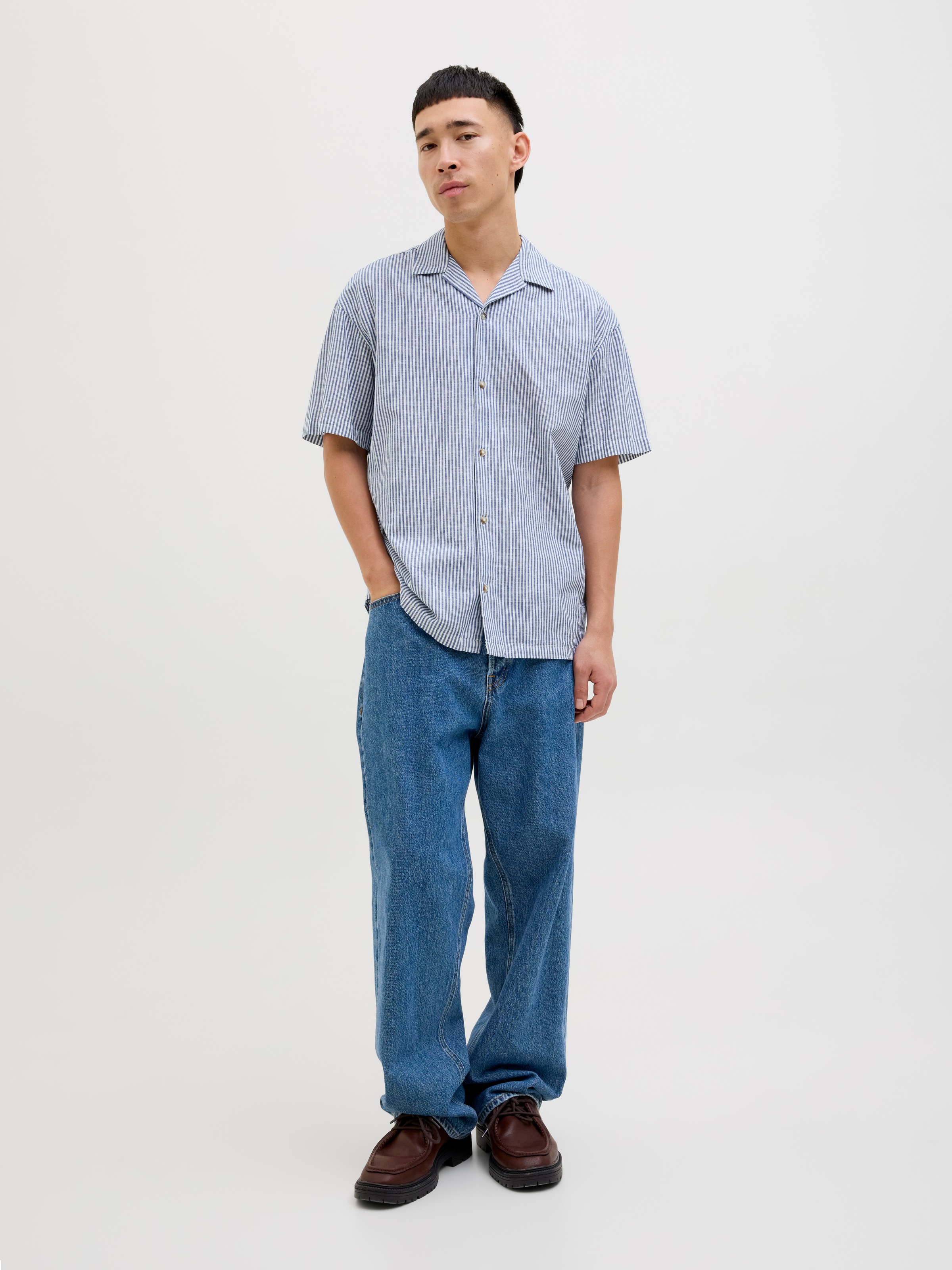 Jack & Jones Kurzarmhemd »JJESUMMER RESORT SHIRT SS SN«, mit Resort Kragen
