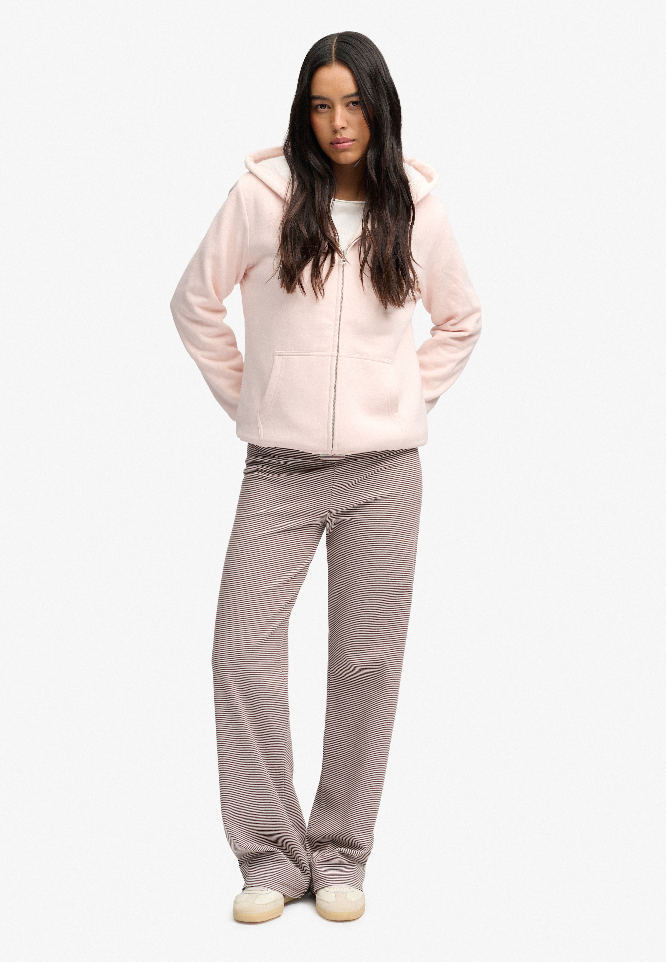 Superdry Kapuzensweatjacke »SIGNATURE EMB BORG ZIPHOOD« Baumwollmischung, relaxed fit