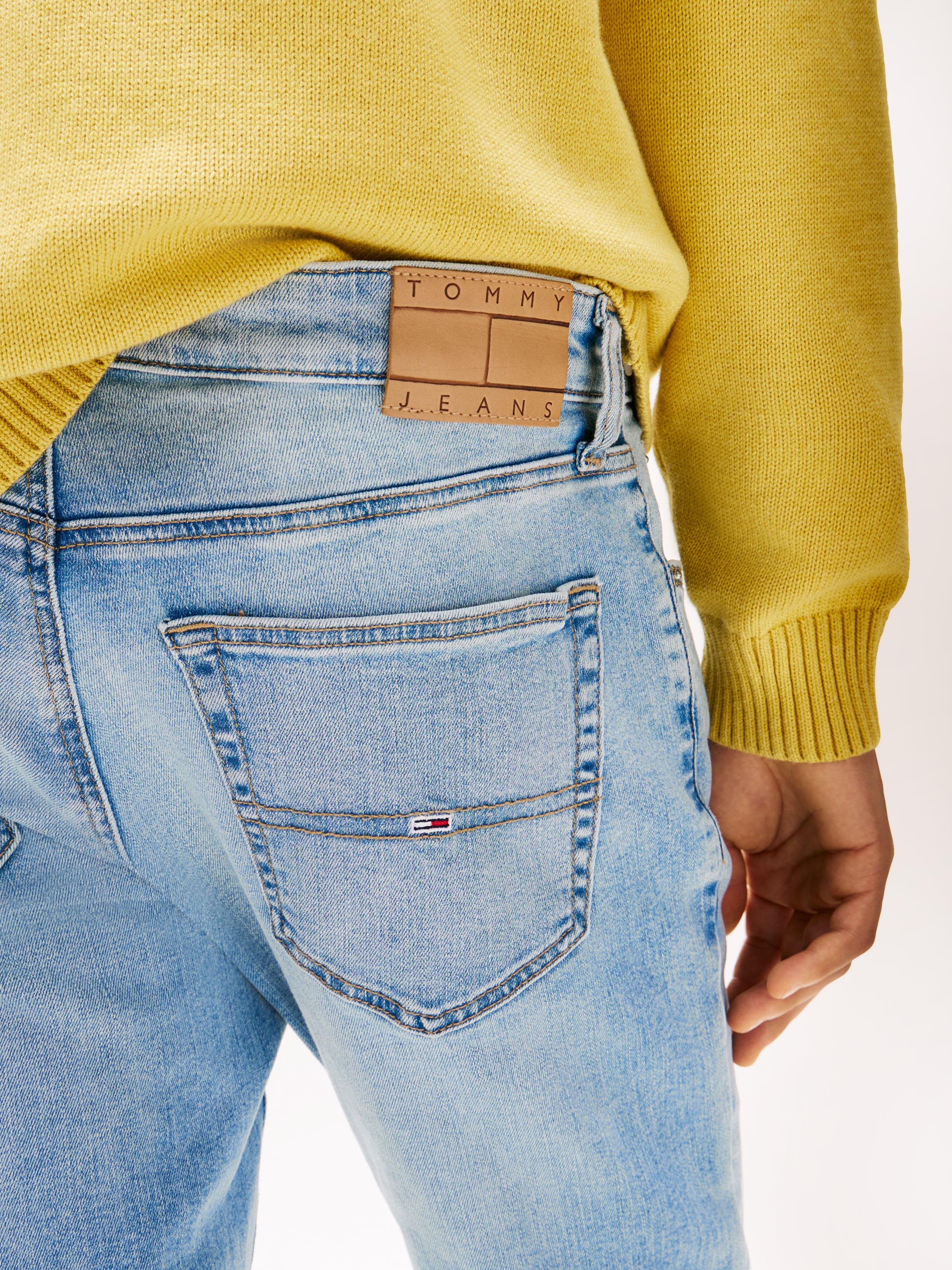 Tommy Jeans Slim-fit-Jeans »Austin Slim Tapered«, Mit Gürtelschlaufen