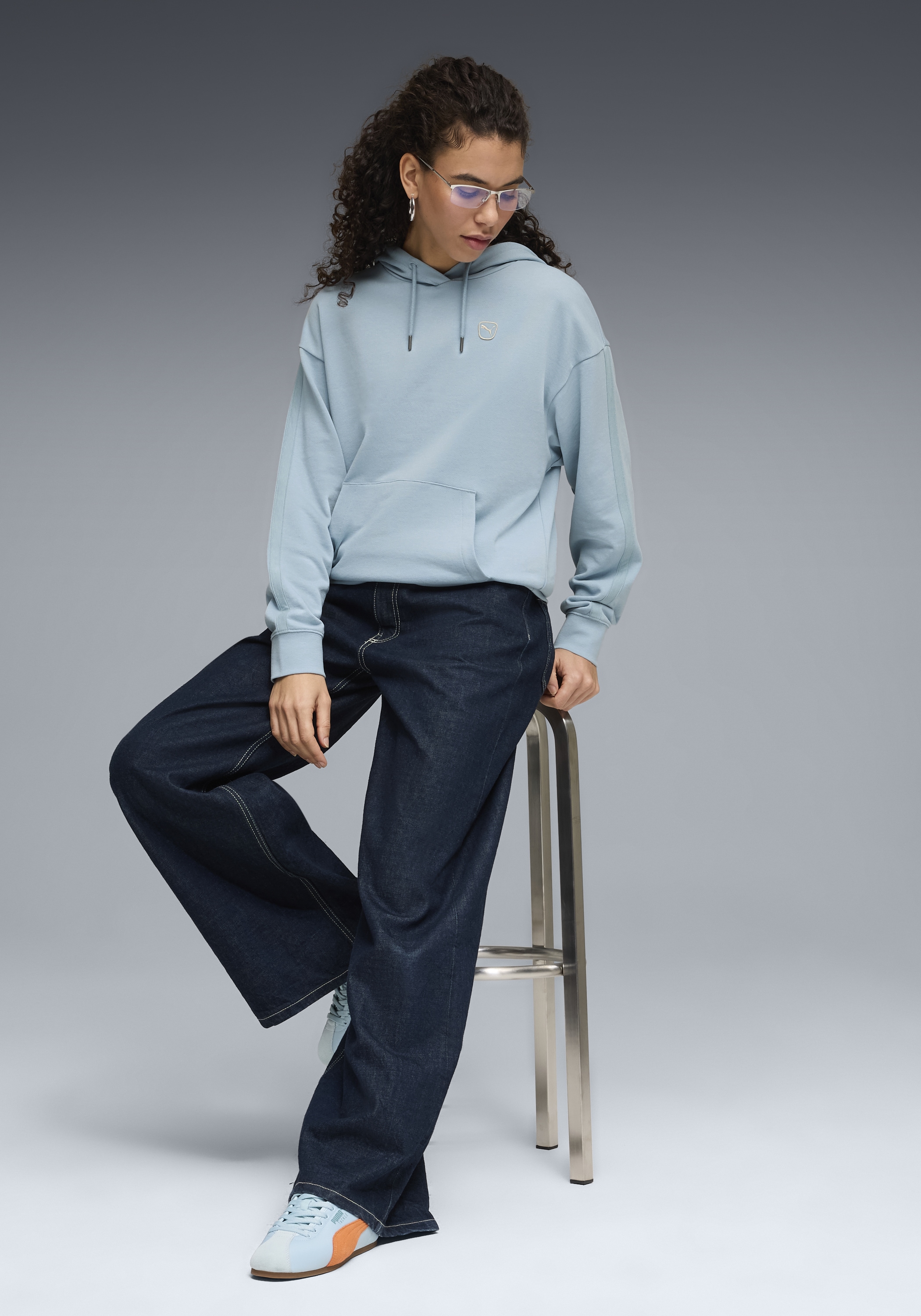 PUMA Kapuzensweatshirt »ESS ELEVATED COMFORT HOODIE TR«, mit Kapuze, mit Kängurutasche, mit Logodruck, komfortable Passform
