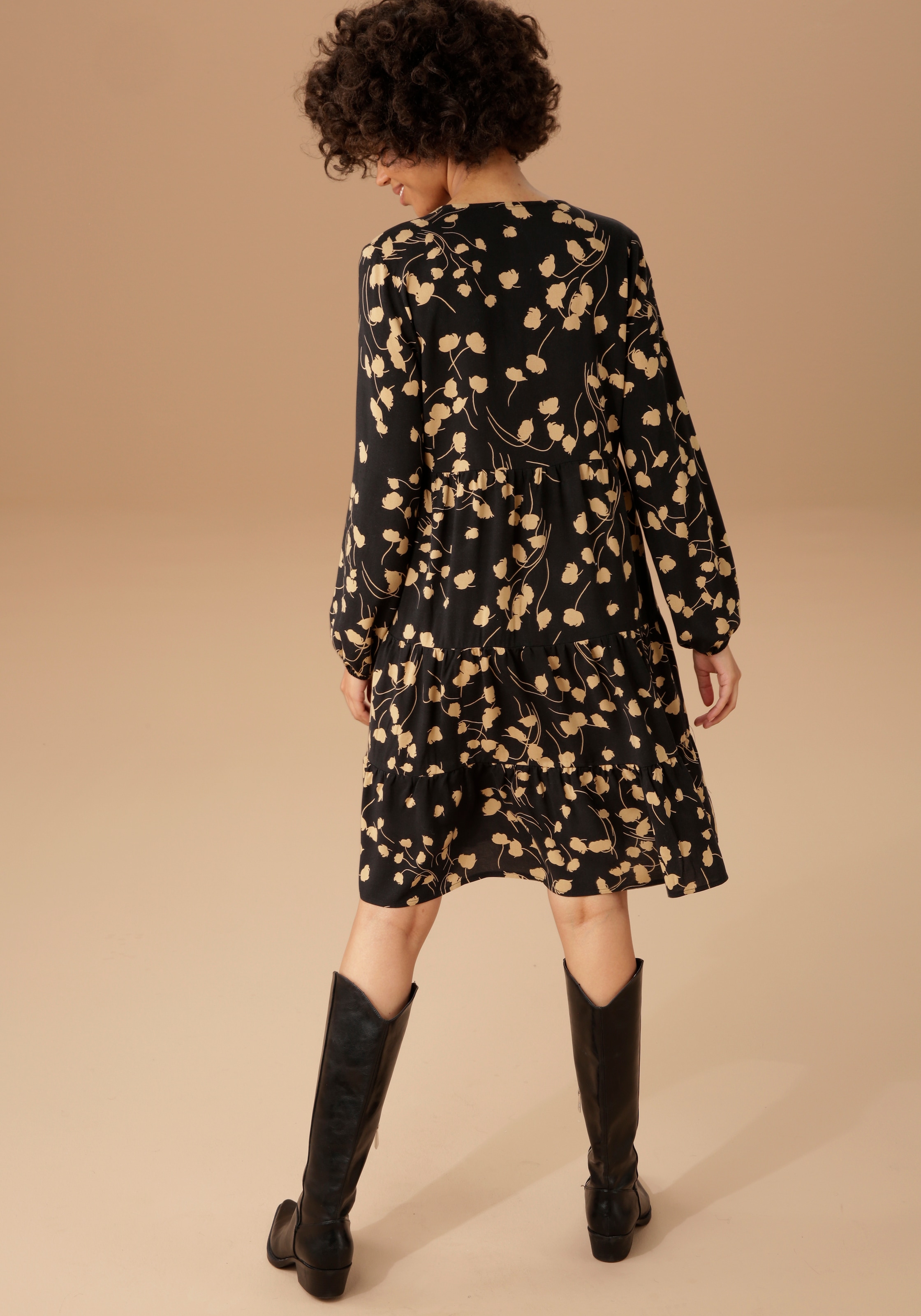 Aniston CASUAL mit graphischem Blusenkleid, Blumendruck bei ♕