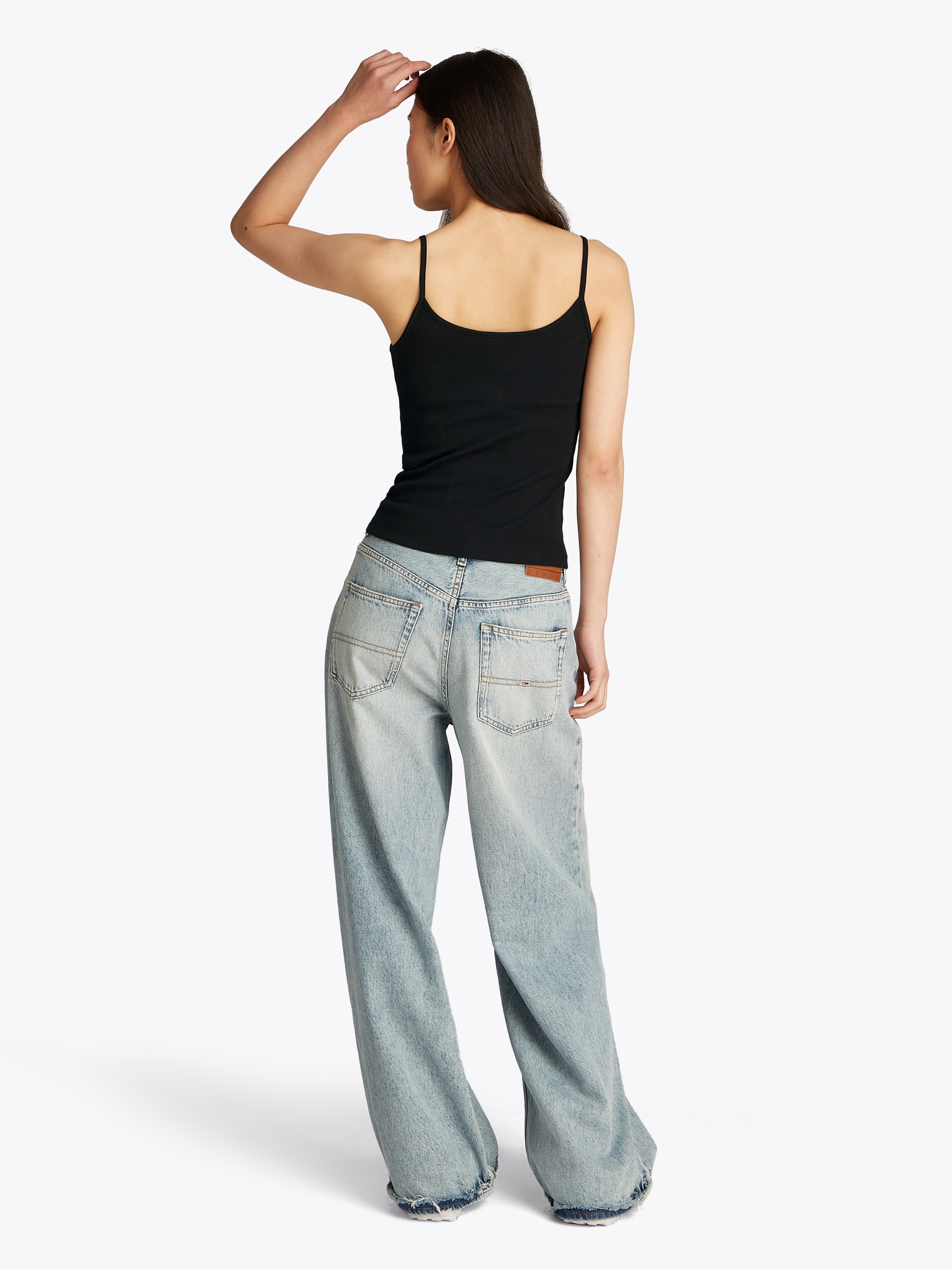 Tommy Jeans Spaghettitop »TJW SCRIPT STRAPPY TOP«, in Rippoptik, mit Logoschriftzug