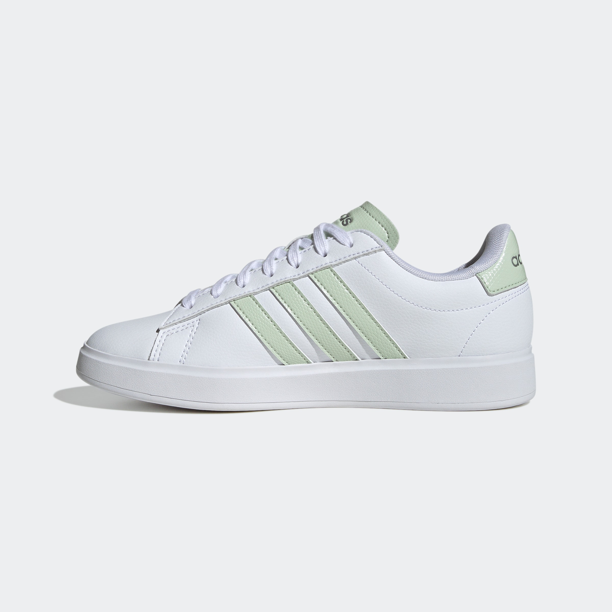 adidas Sportswear Sneaker »GRAND COURT 2.0«, Design auf den Spuren des adidas Superstar