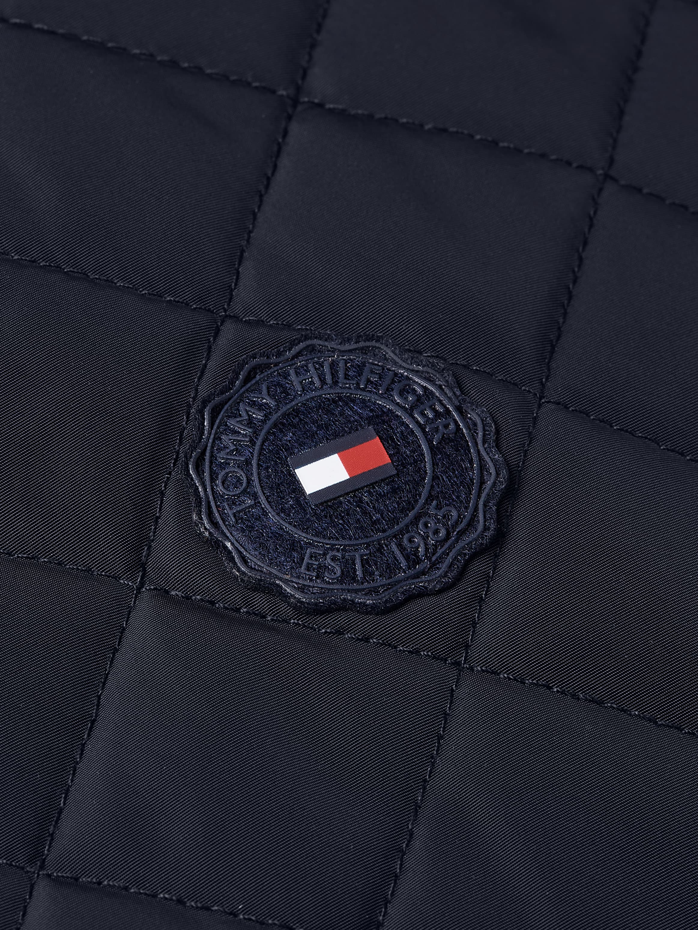 Tommy Hilfiger Steppjacke, mit Logoprägung