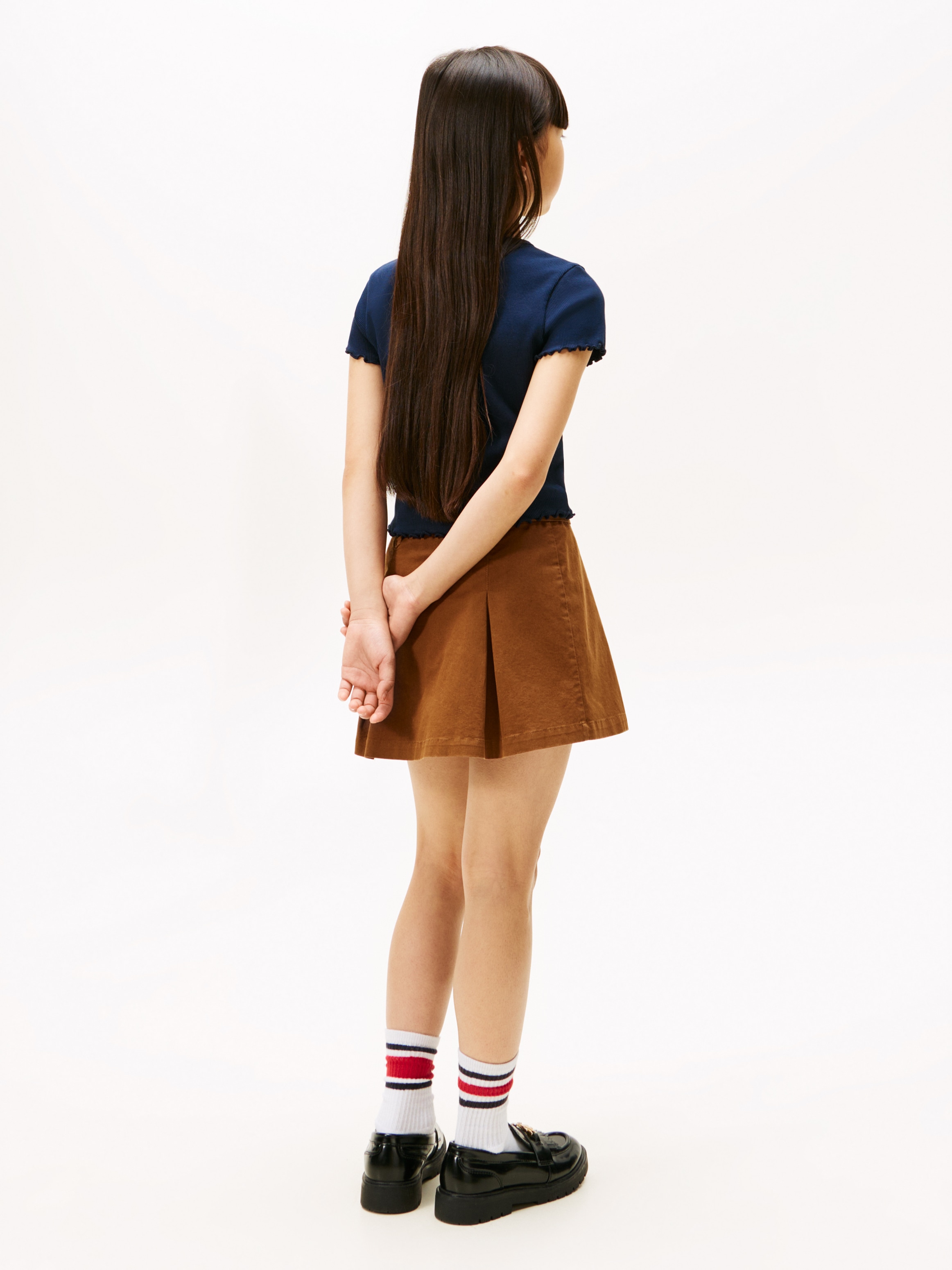 Tommy Hilfiger T-Shirt »ESSENTIAL RIB TOP mit Babylock-Kanten und Stickerei« unifarben, casual, regular fit, Baumwollmix, Rundhals