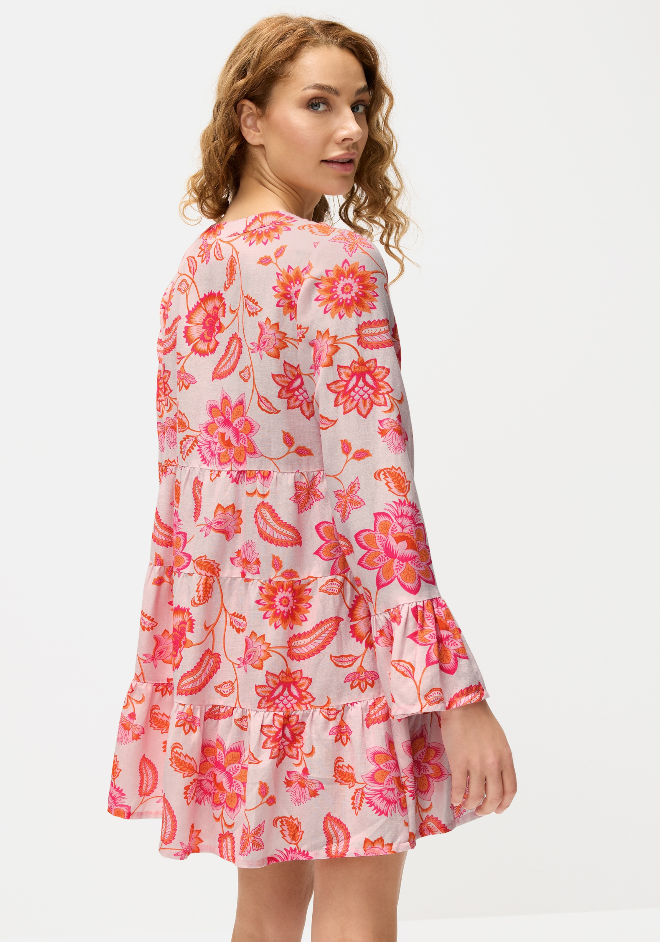 LASCANA Longbluse mit modischen Volants