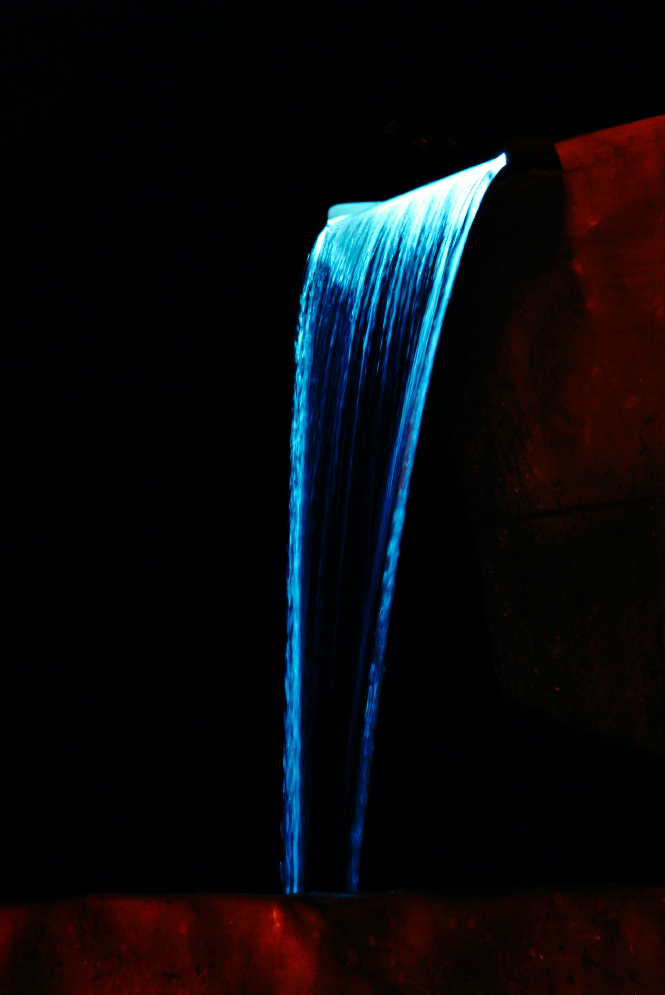 Ubbink Wasserfall »Niagara 60 LED«, (Set, mit 35 LEDs; Pumpe 3900 l/h, Schlauch; Becken 65 l)