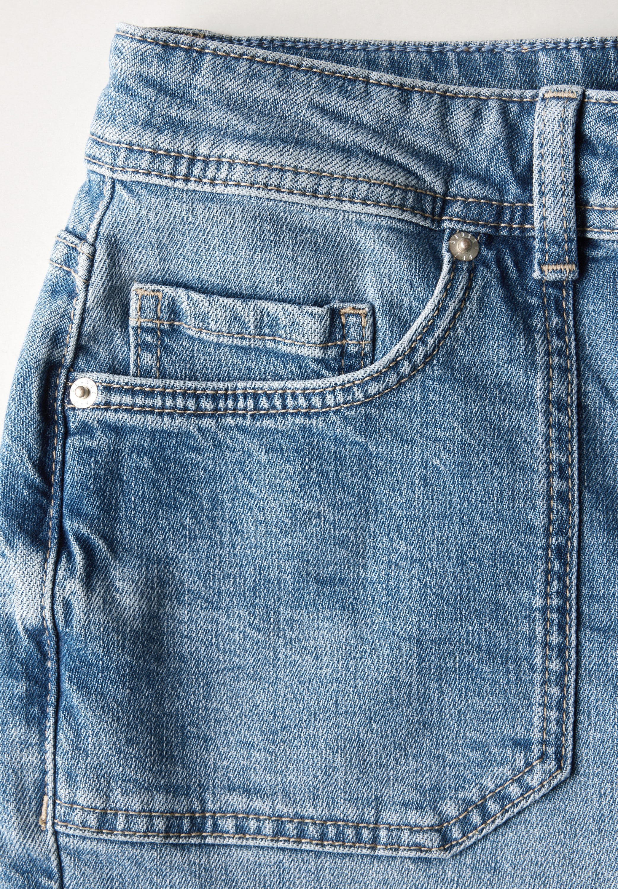 STREET ONE Straight-Jeans, im Five-Pocket Style