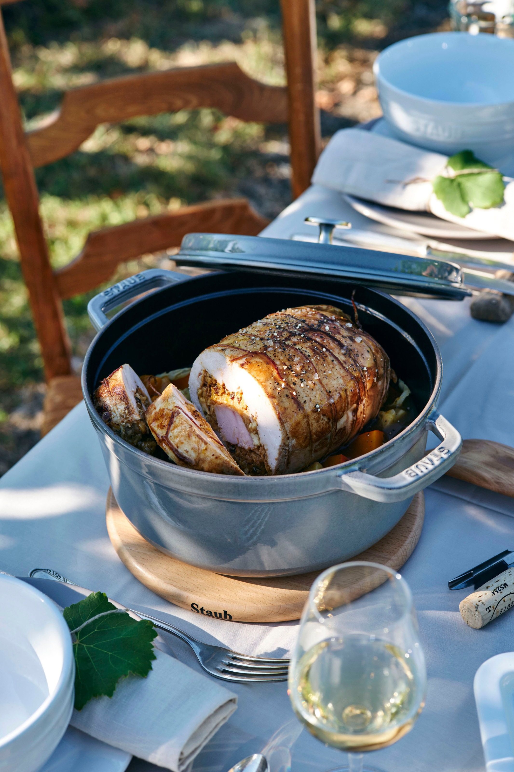 STAUB Bräter »Cocotte«, Gusseisen, (1 tlg.), robust, langlebig, perfekte Hitzeverteilung, Aromaregen-Deckel