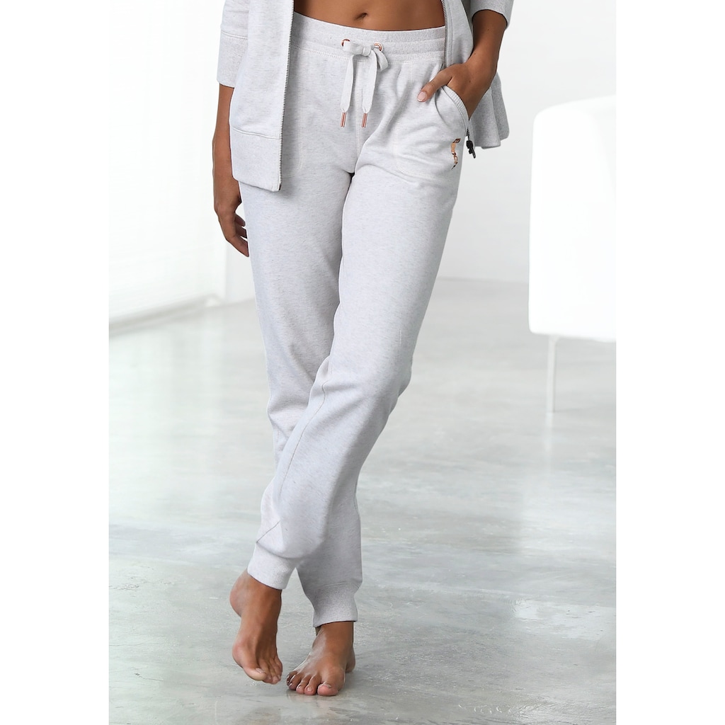 Bench. Loungewear Loungehose »-Sweathose«, mit aufgesetzten Taschen, Loungeanzug