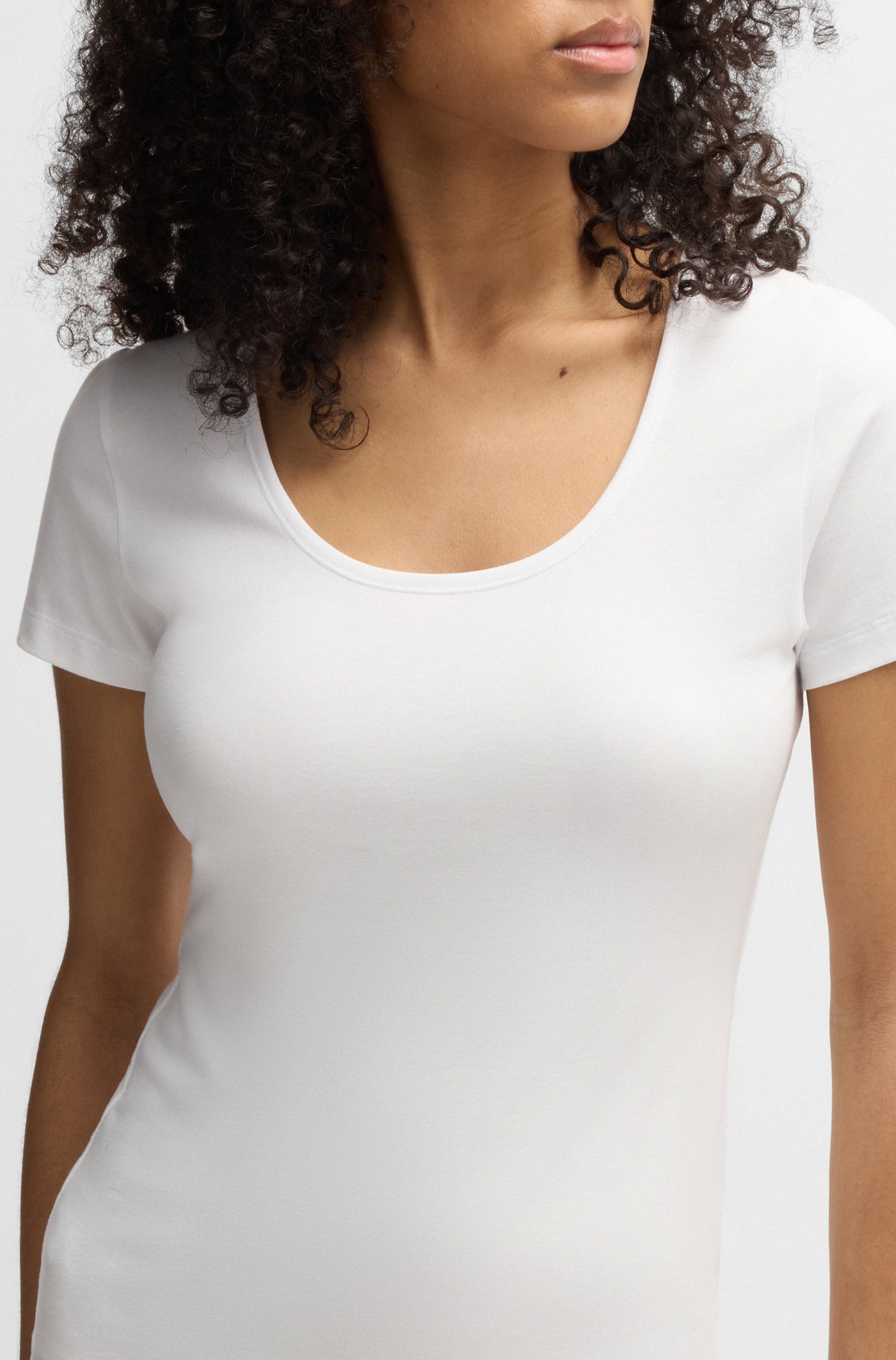 HUGO Underwear T-Shirt »TWIN«, (Packung, 2 tlg., 2er-Pack), mit vertikalem Logodruck
