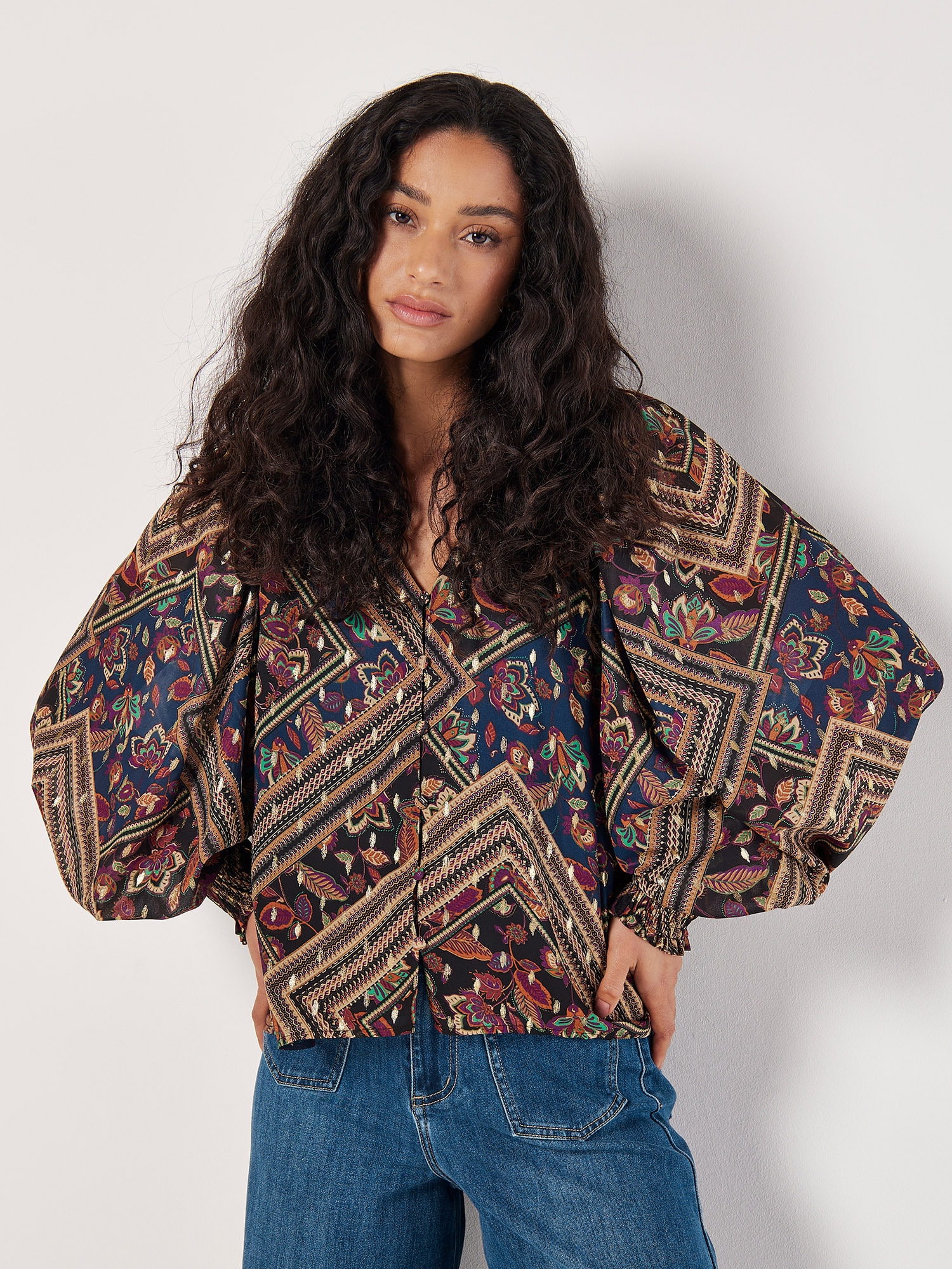 Apricot Druckbluse »Blumendruck Top« mit Golddetails