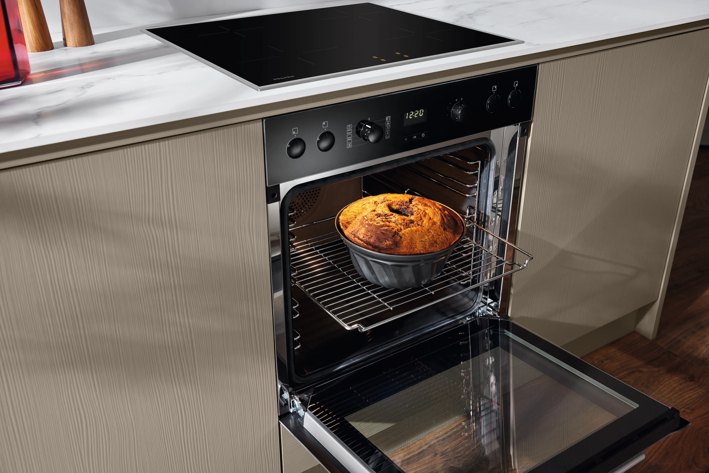 Miele Pyrolyse Backofen  »H 2455 IP ACTIVE«, Pyrolyse-Selbstreinigung