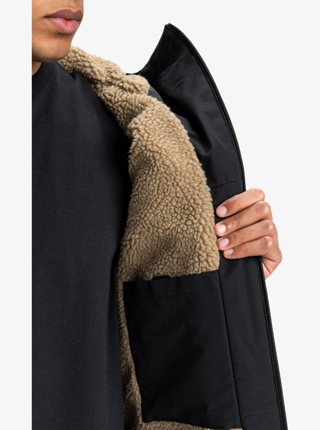 Quiksilver Langmantel »OVERCAST 3K PARKA« aus Baumwolle und Nylon, sportlicher Stil, atmungsaktiv