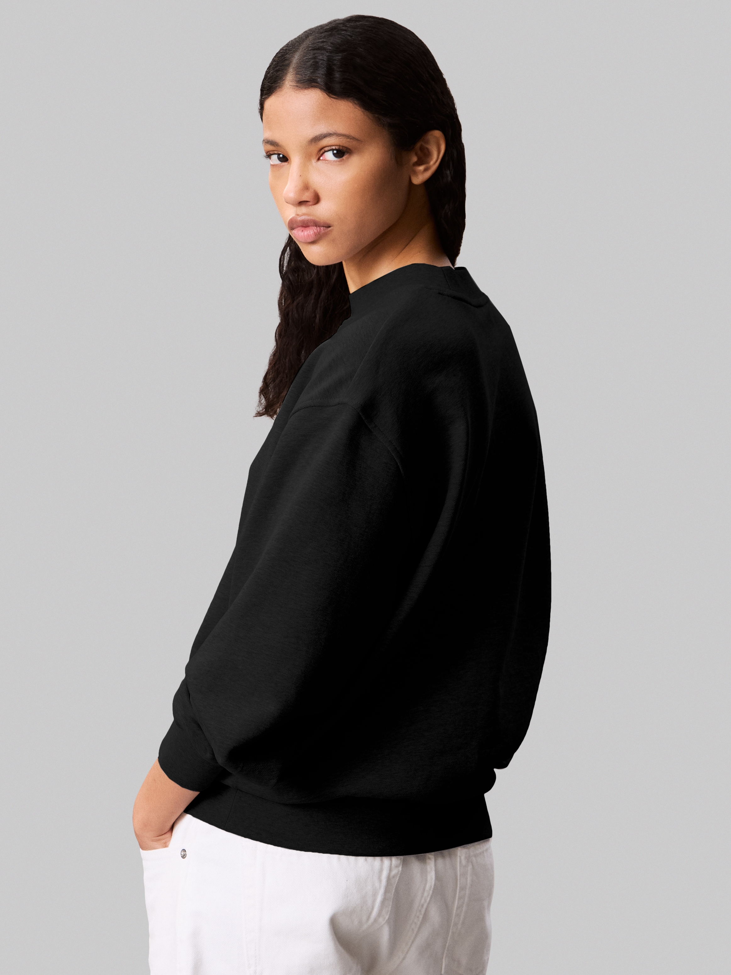 Calvin Klein Jeans Sweatshirt »A- LS BADGE LOGO TERRY CREW NK«, Mit Rundhalsausschnitt