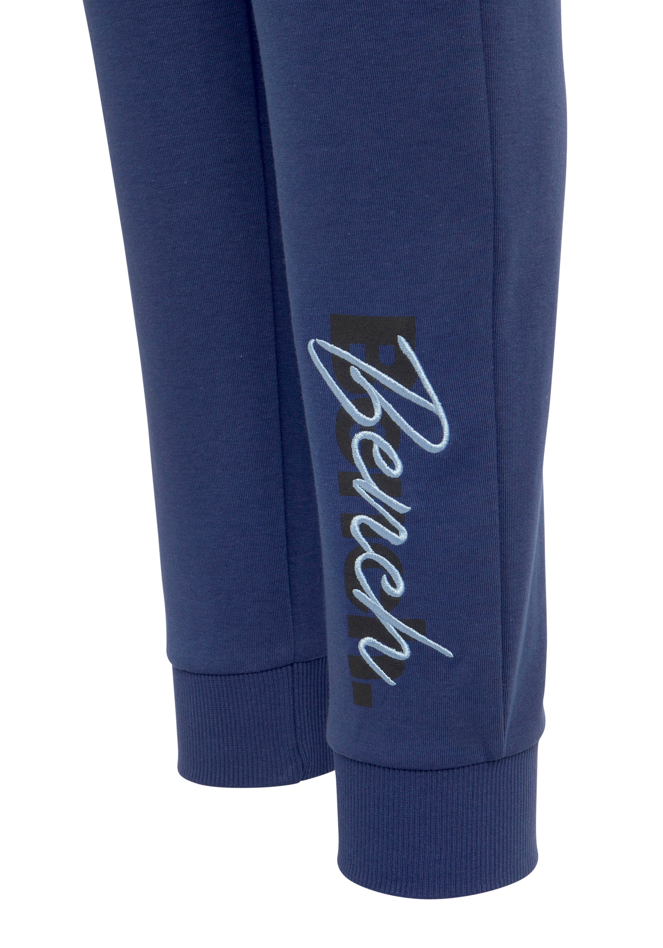 Bench. Loungewear Sweatpants, mit Logodruck und Stickerei, Loungewear