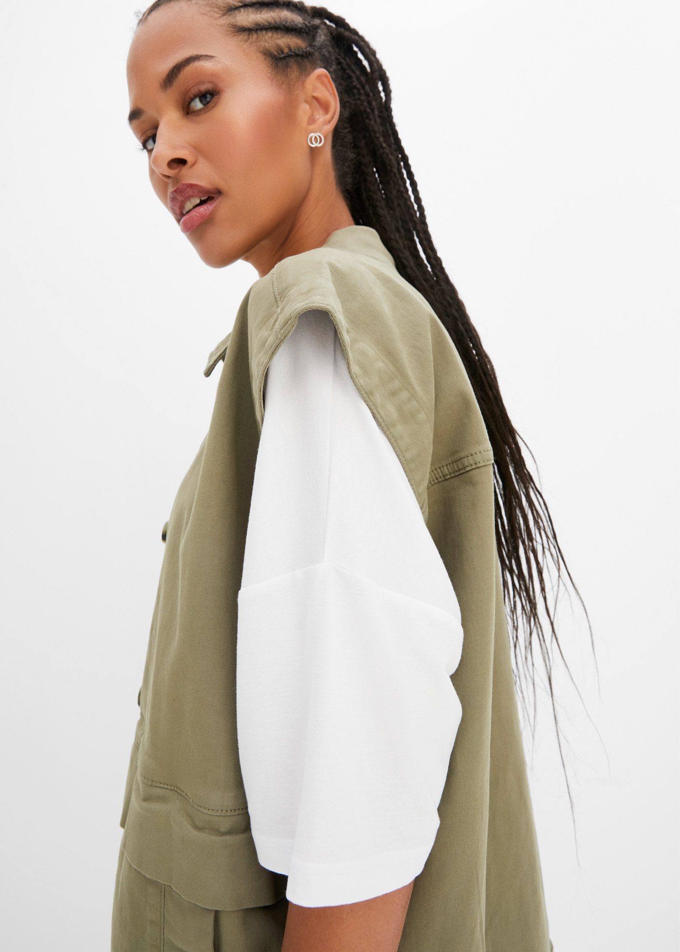 bonprix Oversize-Shirt oversize Passform, Halbarm-Design, aus Viskose und Elasthan